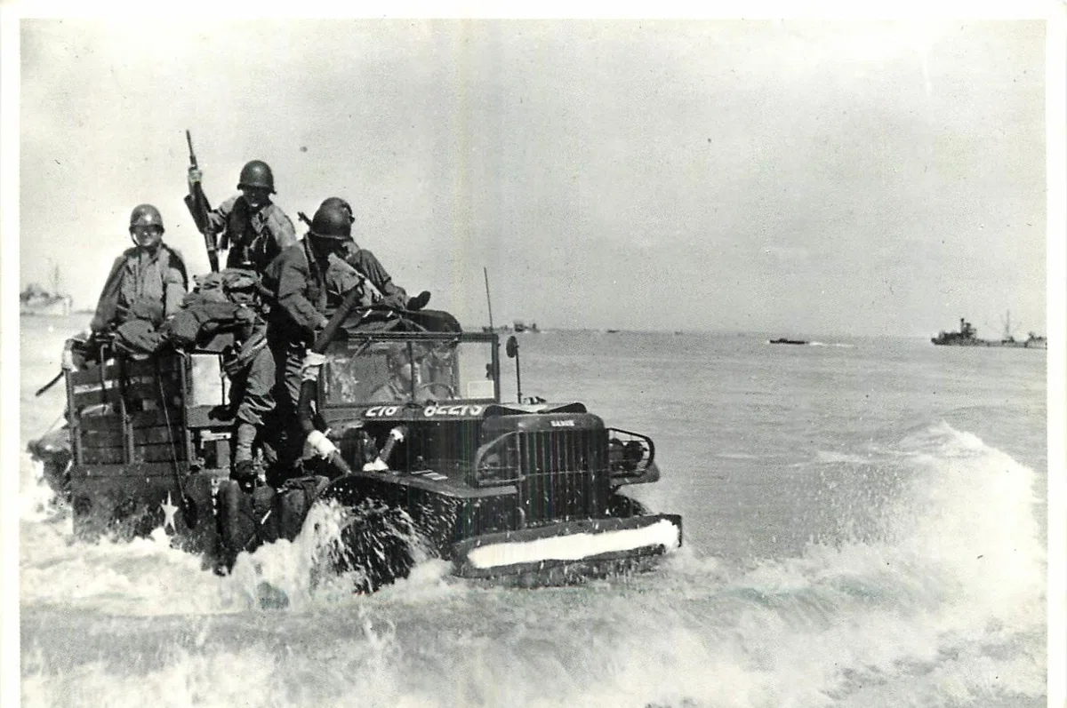 ノルマンディー上陸作戦 D-Day 1944年6月6日付の新聞オリジナル版 