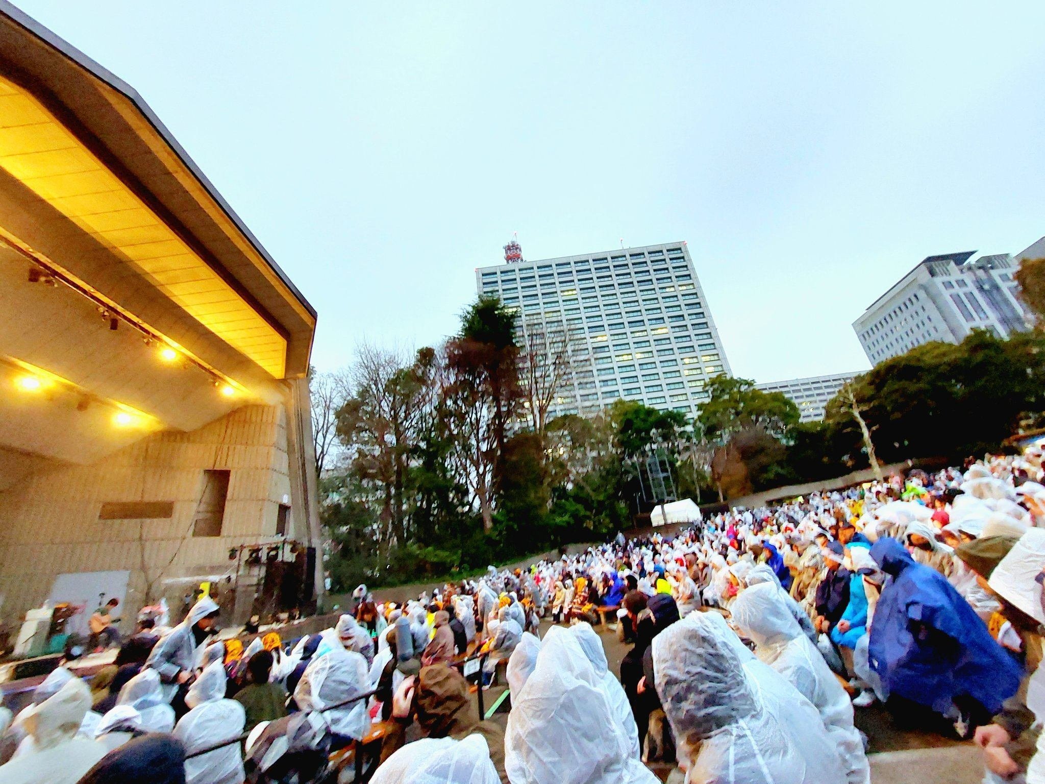 雨の日比谷野音で持っておけばよかった物～雨の野音対策｜Nana