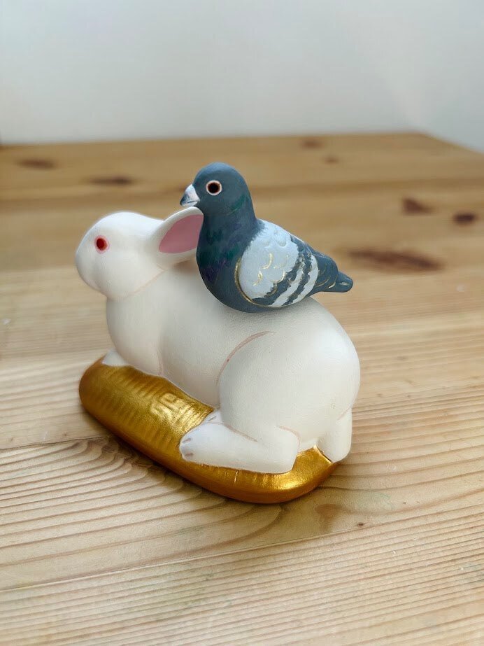 博多人形 干支の置物 鶏 保管品 開運土鈴«博多人形 辛丑