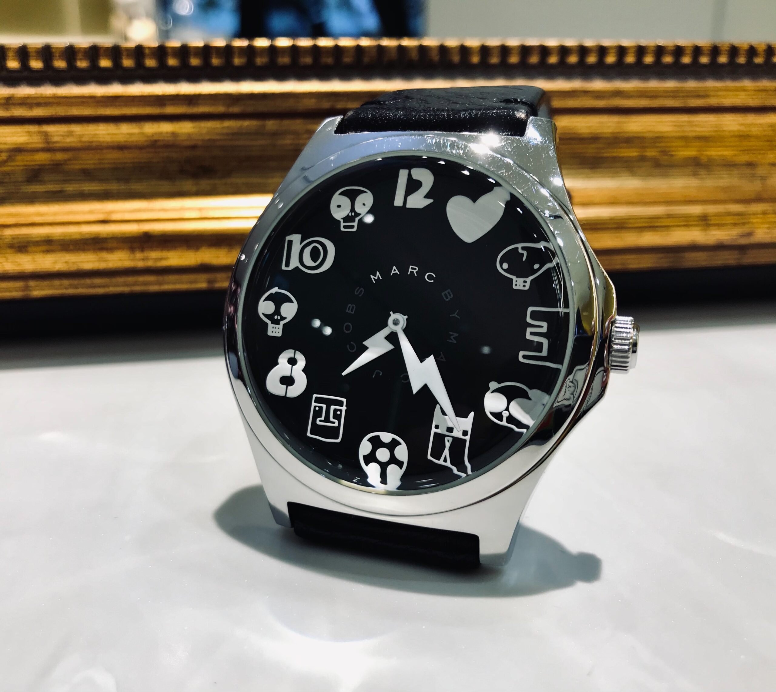 マーク ジェイコブス(Marc Jacobs)時計の修理・電池交換ガイド マーク ジェイコブス(Marc Jacobs)時計の修理・電池交換ガイド