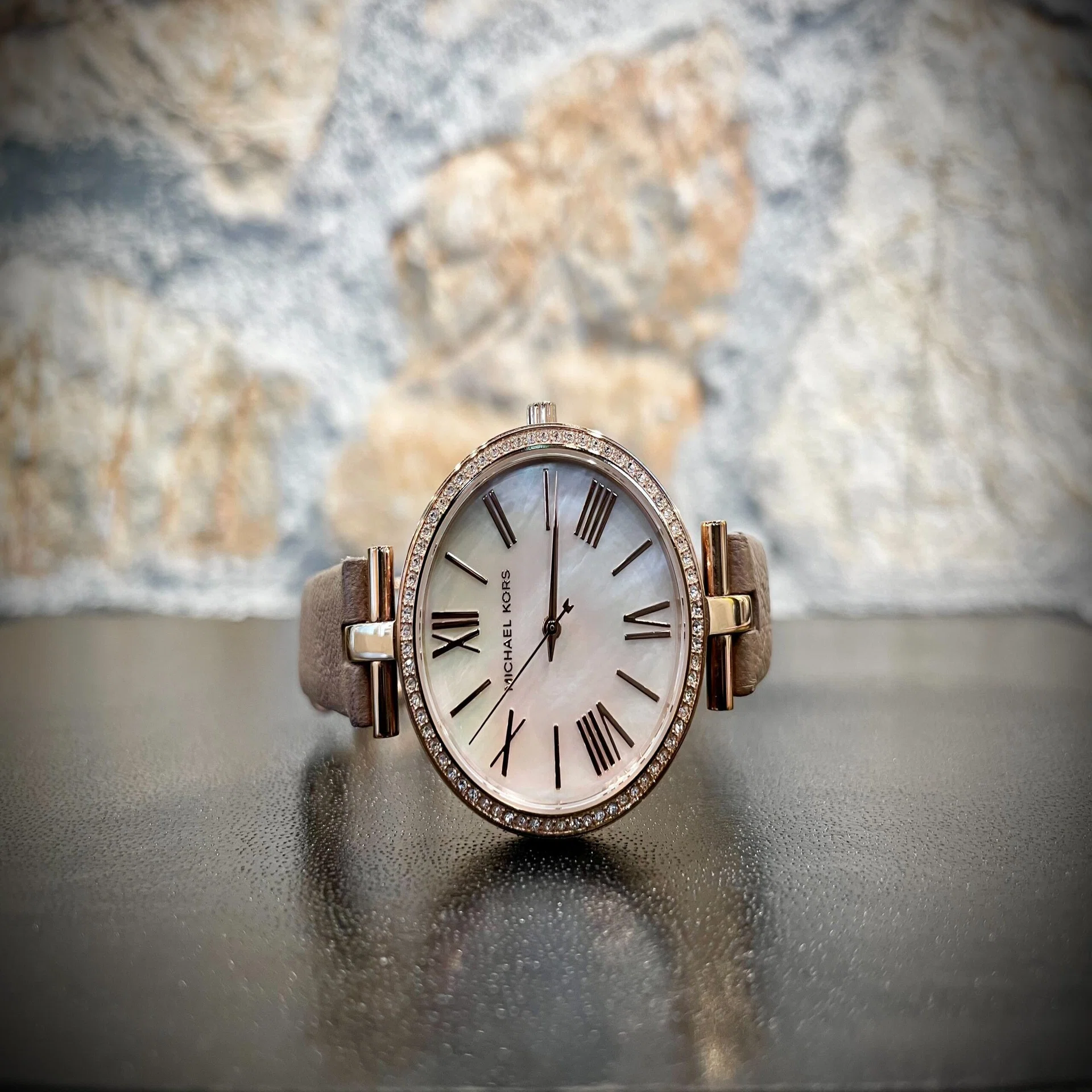 マイケル コース（Michael Kors）時計の修理・電池交換ガイド〜東京だ 