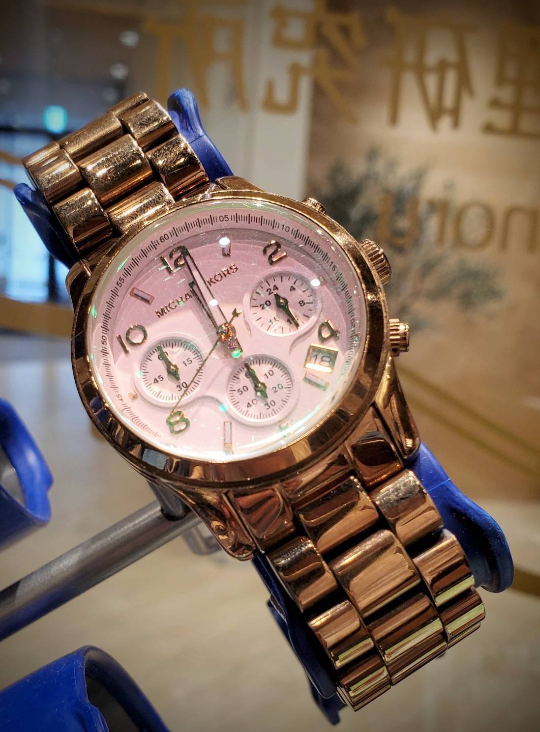 マイケル コース（Michael Kors）時計の修理・電池交換ガイド〜東京だ  