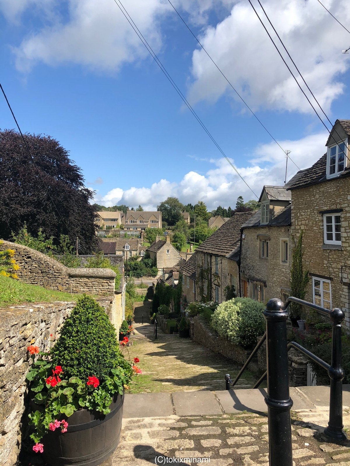 コッツウォルズ CotsWolds 観光 観光ツアー ツアー テットベリー Tetbury イギリス 田園地帯 ナショナルトラスト