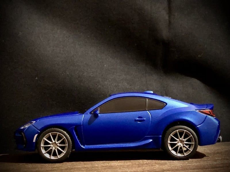 スポーツカー風ミニカー 黒と青 ぶつからないミニカー!?新型SUBARU BRZ｜てOのミニカー日記。