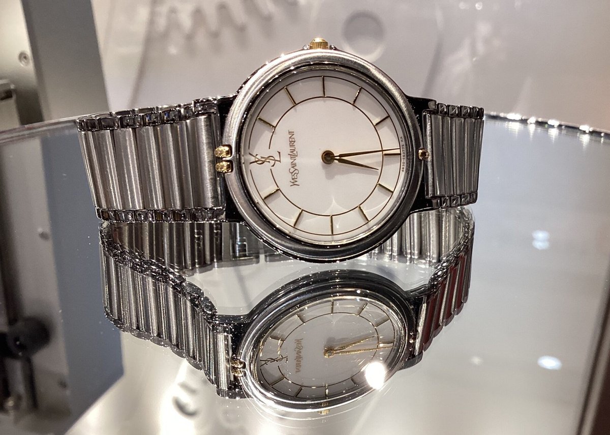 イヴ・サンローラン ヴィンテージ バングル ウォッチ（YVES SAINT  