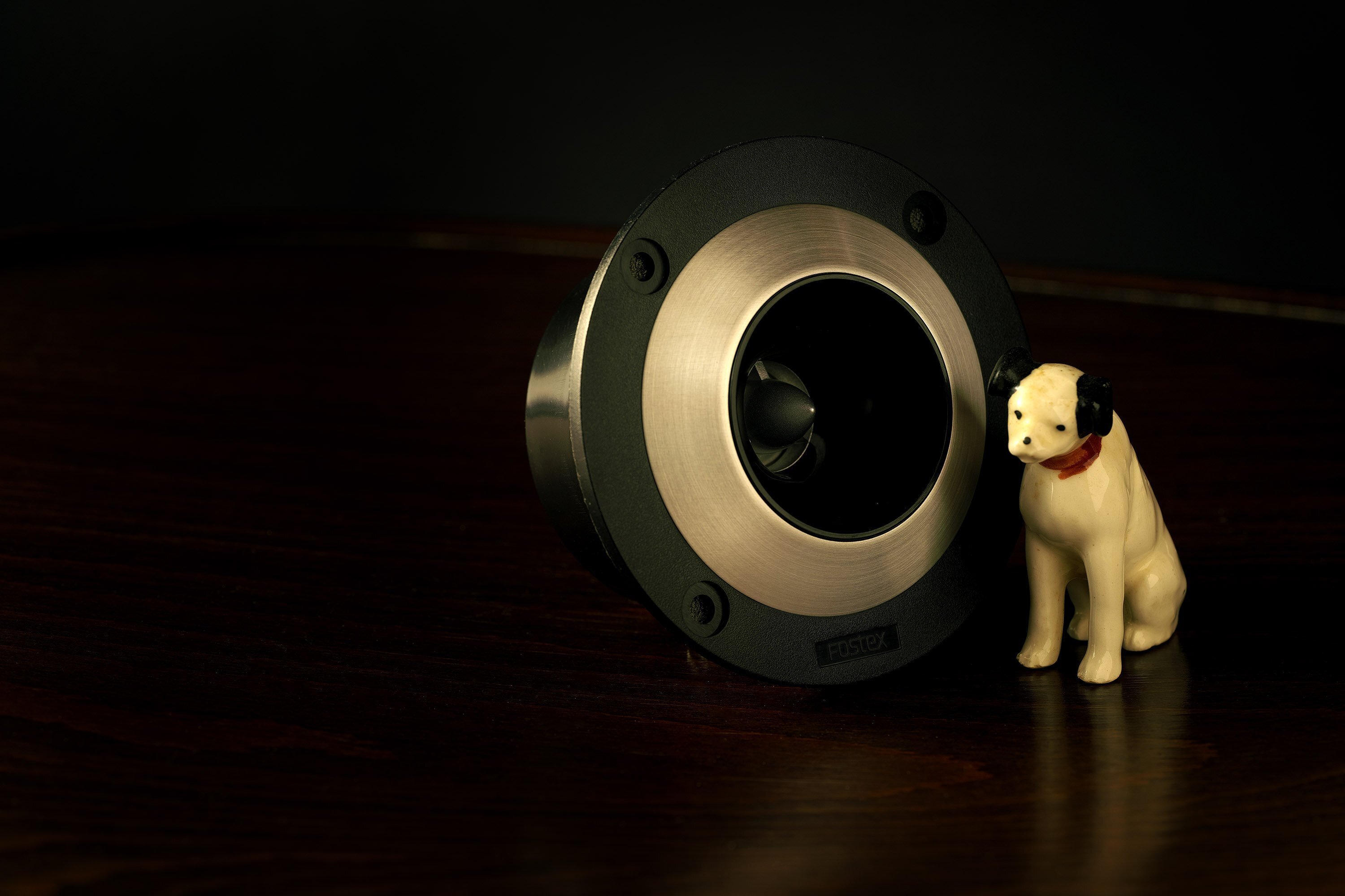 自作コンクリートホーンツイーター 熱ーいサックスと濃ゆいボーカルが聞けます！今度はソフトドームツイーター、コンデンサ入れ替え簡単！ 自作コンクリートホーンツイーター 熱ーいサックスと濃ゆいボーカルが