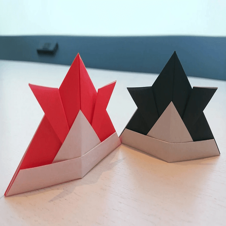 オールブラックス サイン ニュージーランドの「マハラジャ」から託された旗にサインを集める旅