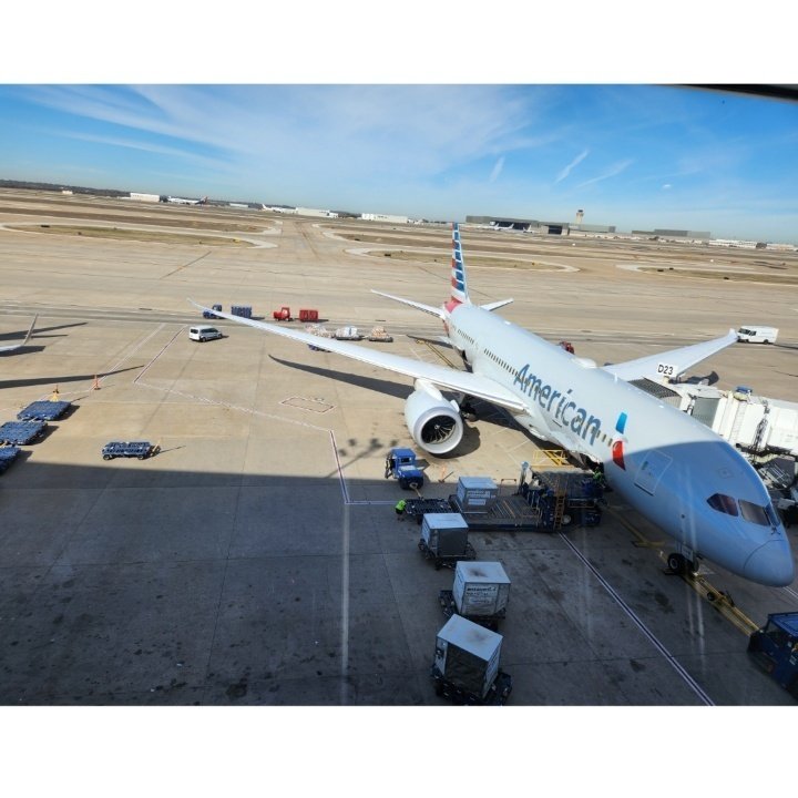 初体験】JALビジネスクラス ダラス→羽田✈️｜【旅行日記】ゆきんちゃん