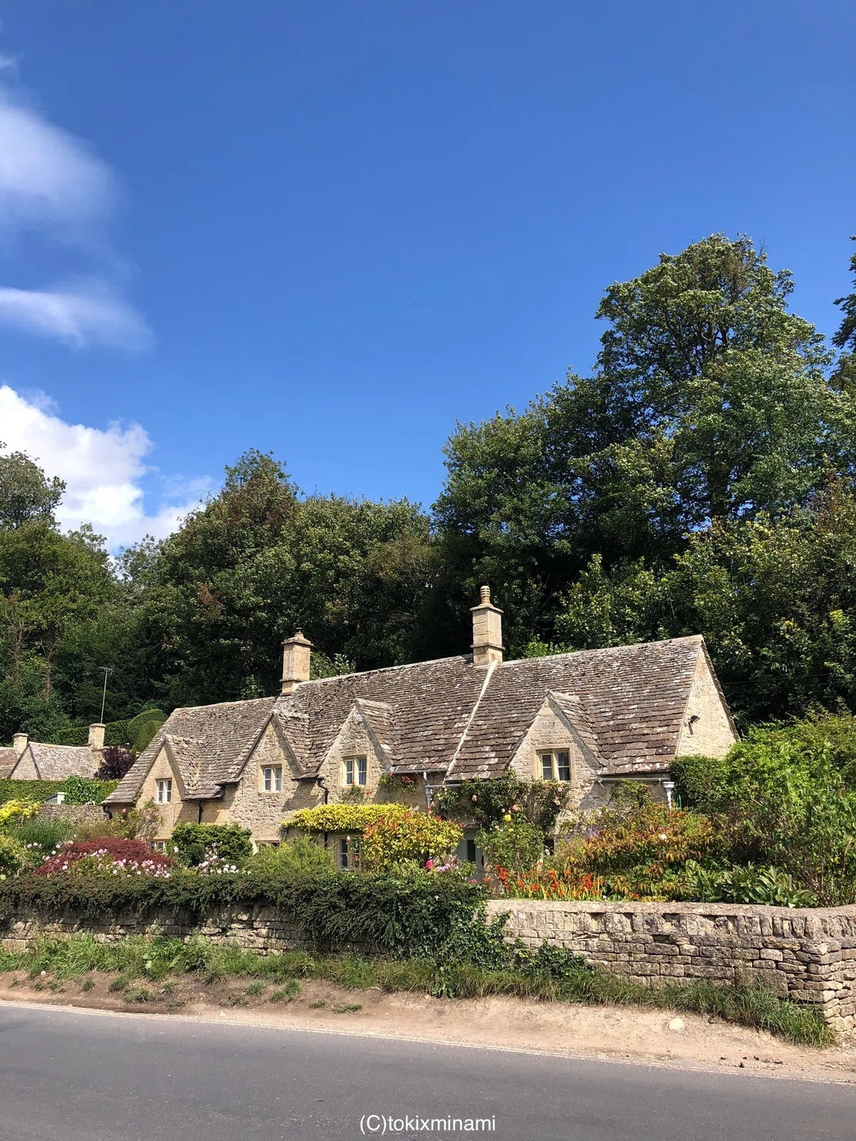 コッツウォルズ CotsWolds 観光 観光ツアー ツアー バイブリー Bibury イギリス 田園地帯 田園風景 ヴィレッジ ナショナルトラスト ウィリアム・モリス
