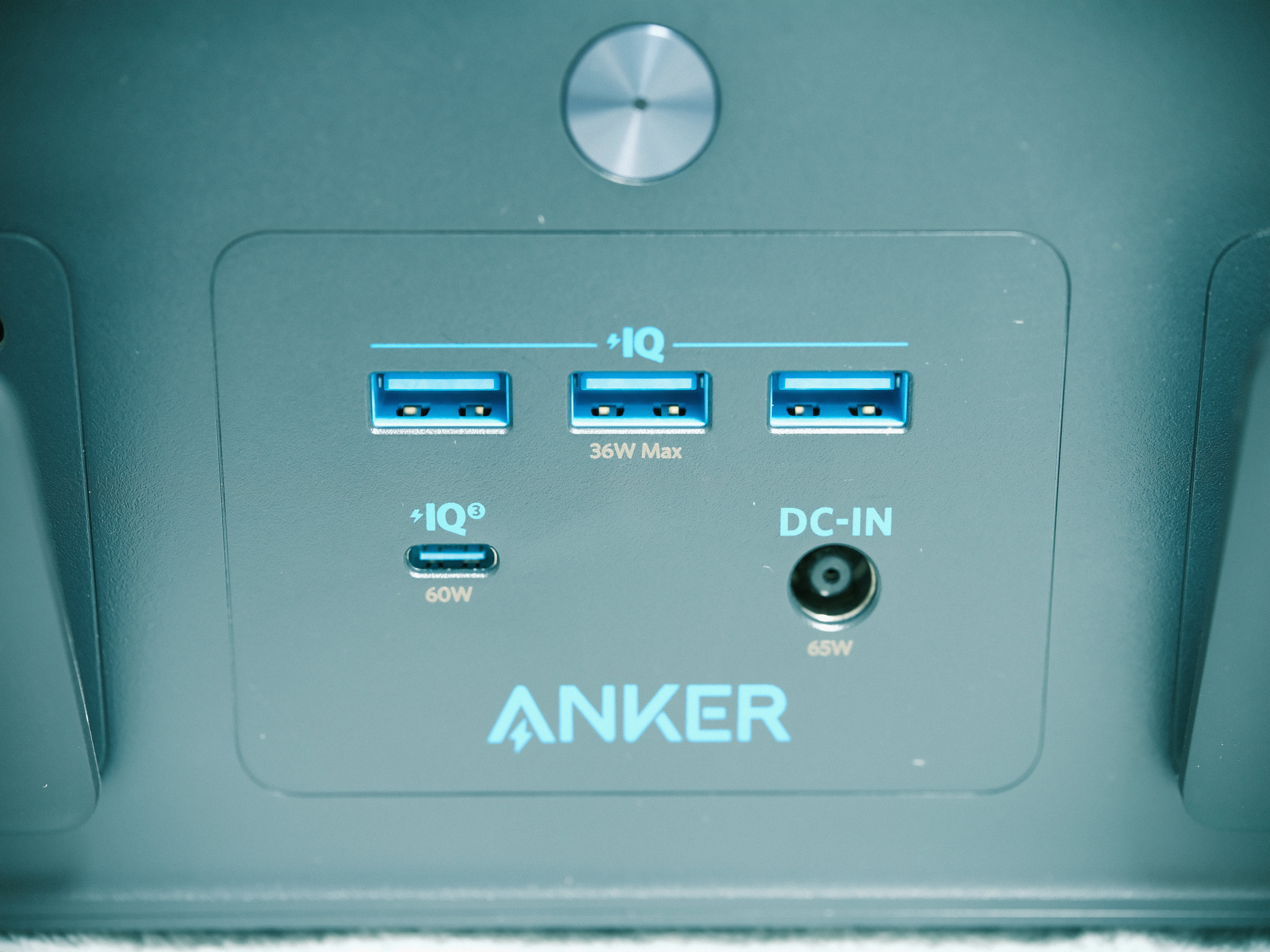 レビュー】車中泊と非常時のお供 Anker PowerHouse II 300