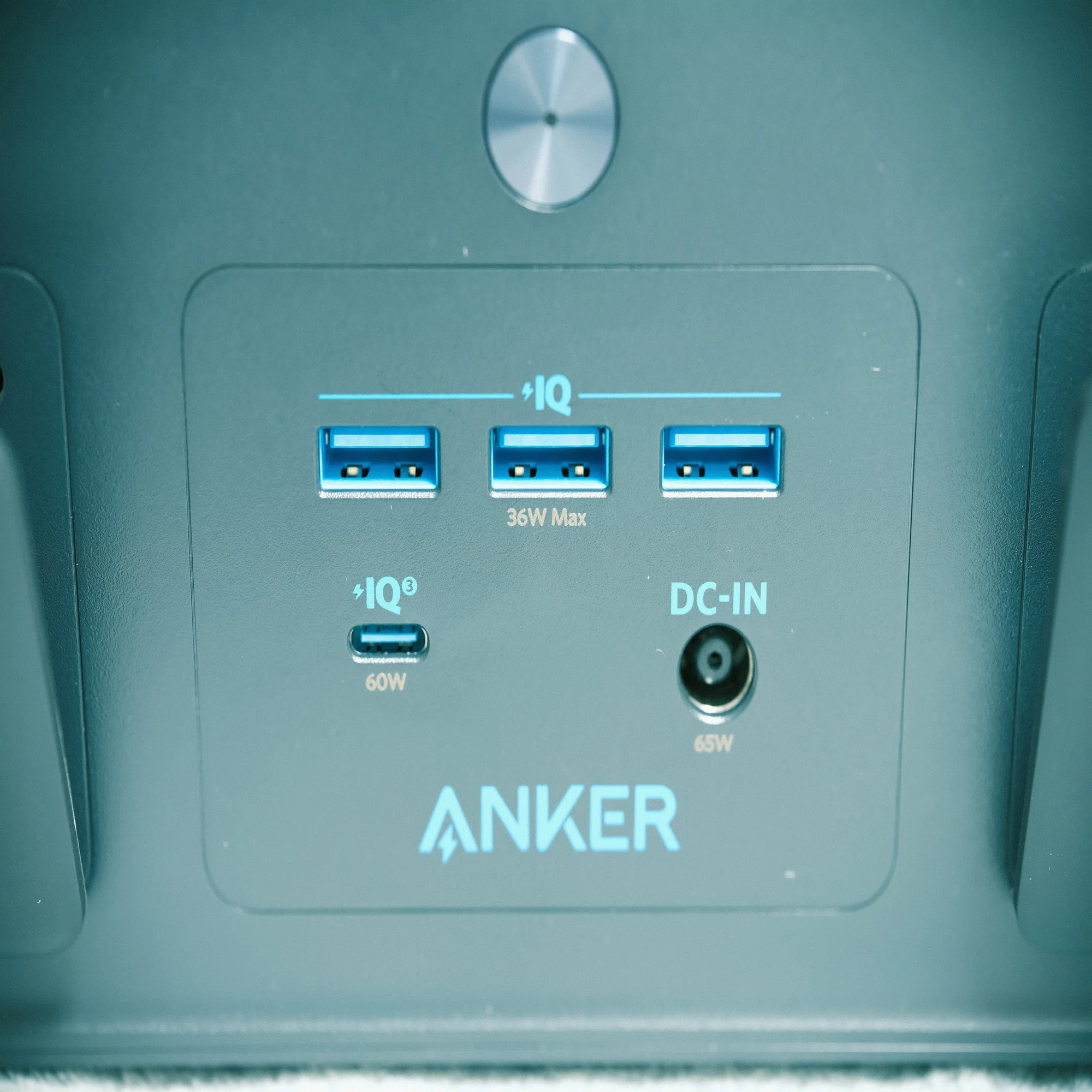 レビュー】車中泊と非常時のお供 Anker PowerHouse II 300｜プラナリア