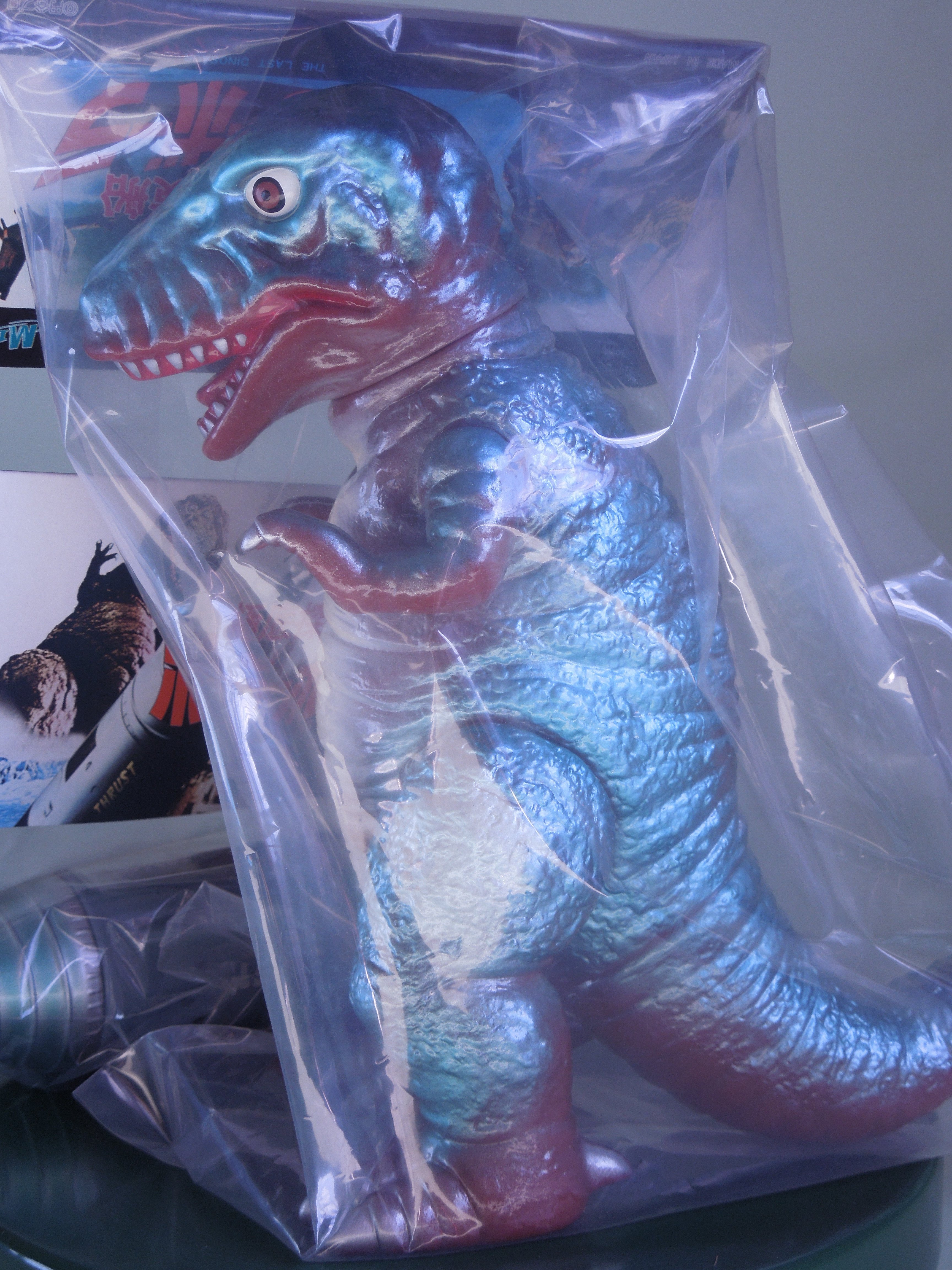 M1号製 極底探検船号 ティラノザウルス スタンダードサイズ・ソフビ｜ゆる