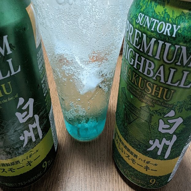 感想】白州ハイボール缶清々しいスモーキーのガチさに拍手喝采！｜motoz