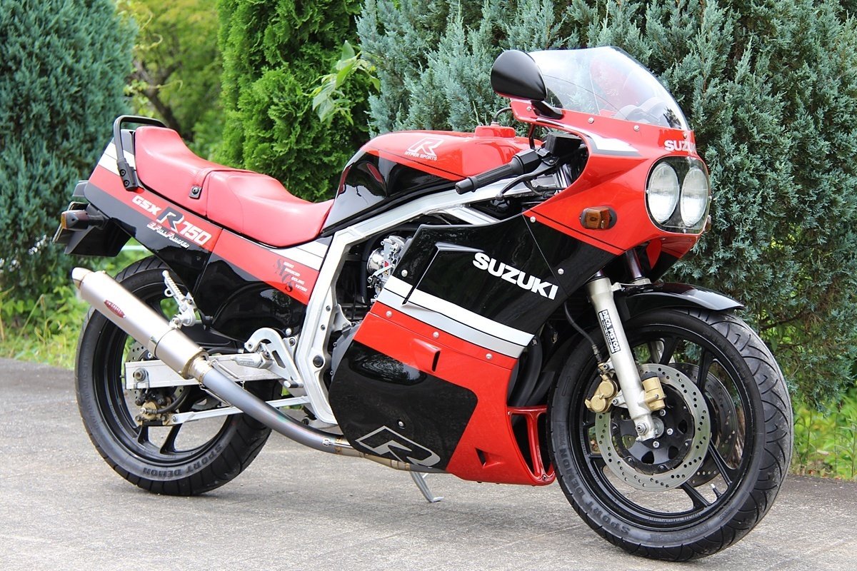 販売車両初期型GSXR750(6月12日更新 始動動画あり）｜タサキチューニング 
