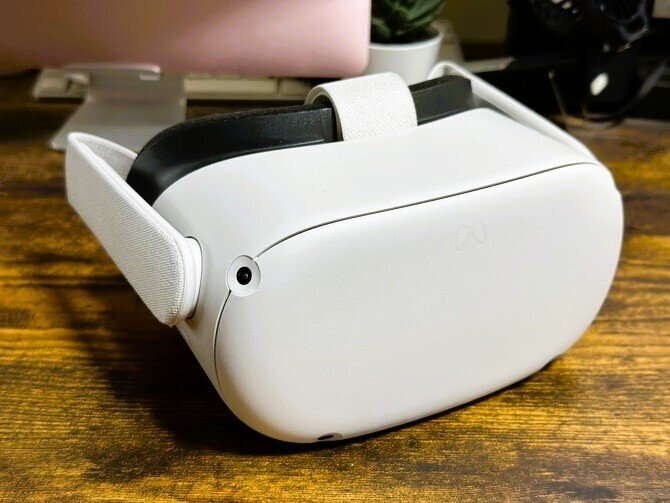  Quest 2 128GB VRヘッドセット Amazon.com: Oculus Quest 2 VR Headset 128GB Holiday Set