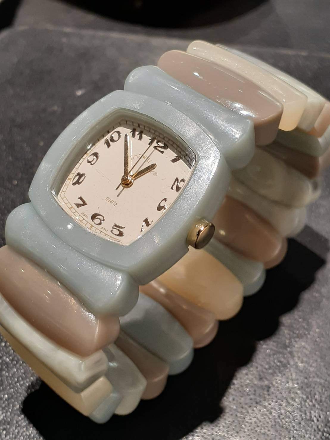 タイム ウィル テル(Time Will Tell)時計の修理・ゴム切れの タイム ウィル テル(Time Will Tell)時計の修理・ゴム切れの