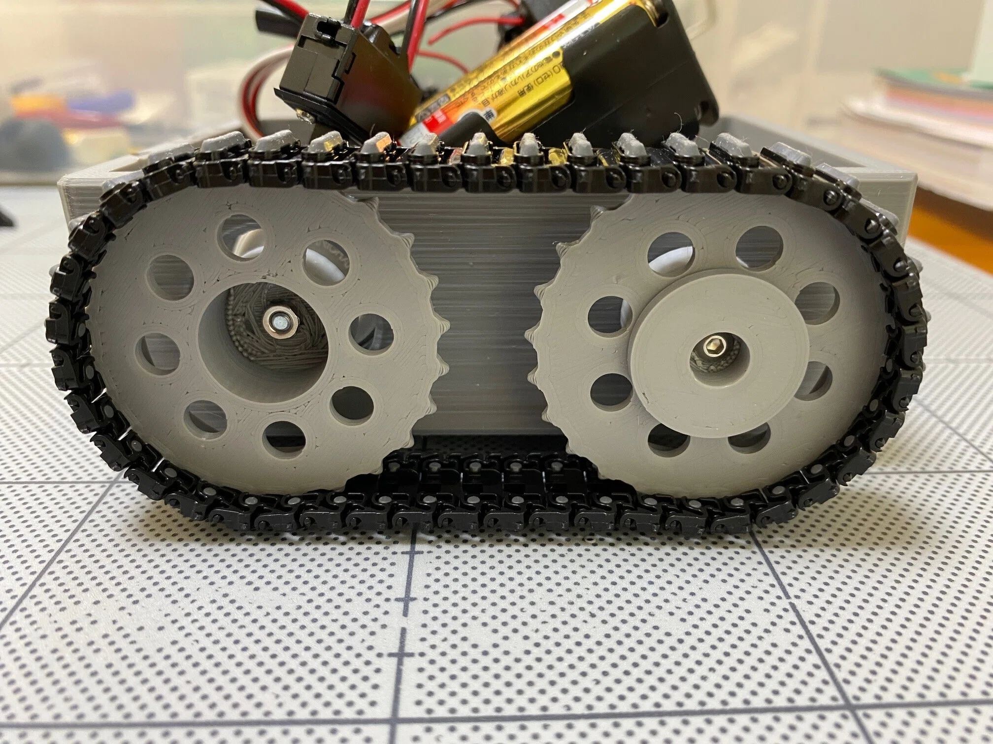 4. 試作ラジコンクローラ1号機｜機械好きネコ