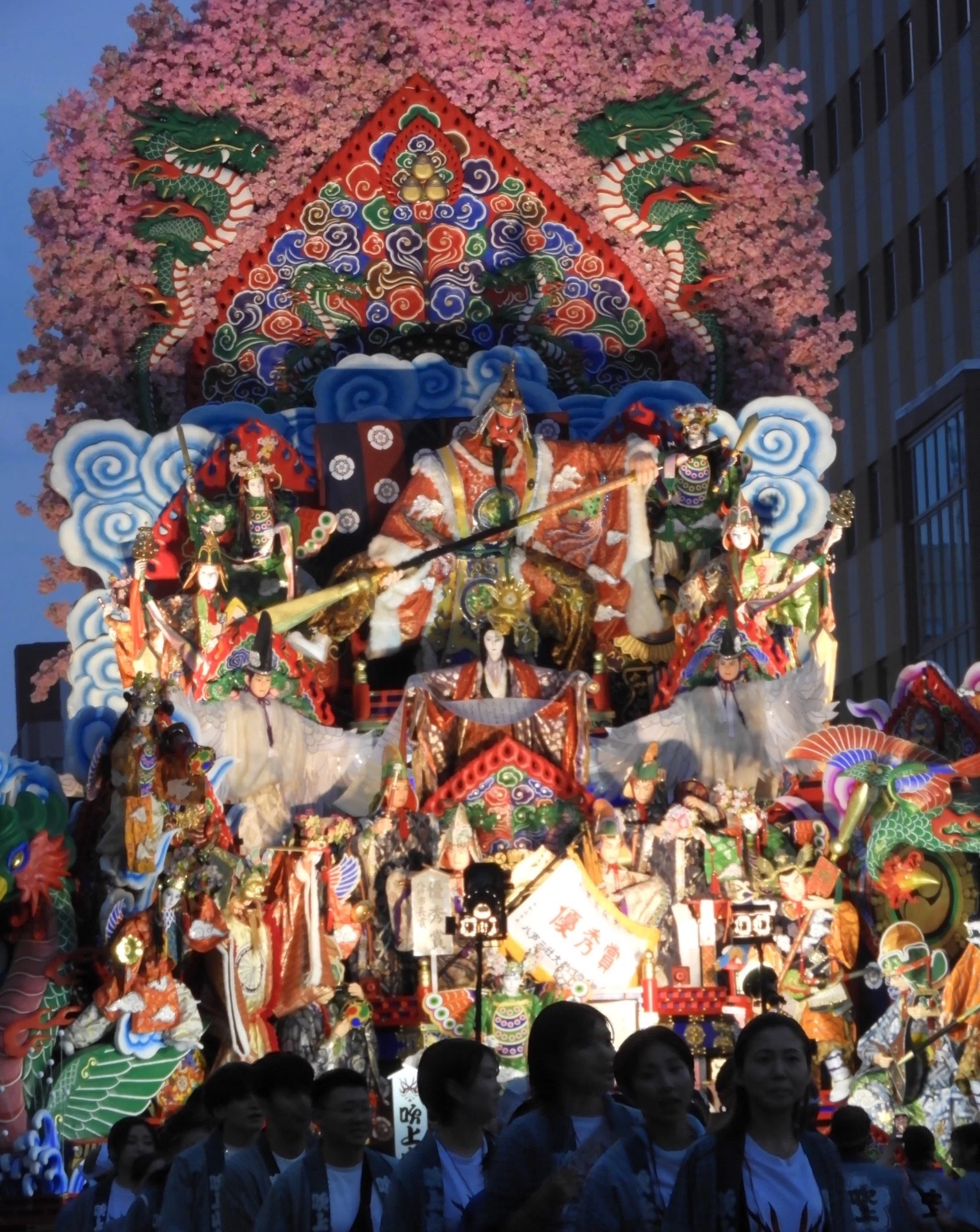 豪華絢爛の極み 八戸三社大祭（青森県八戸市）｜studio-Rie（スタジオ