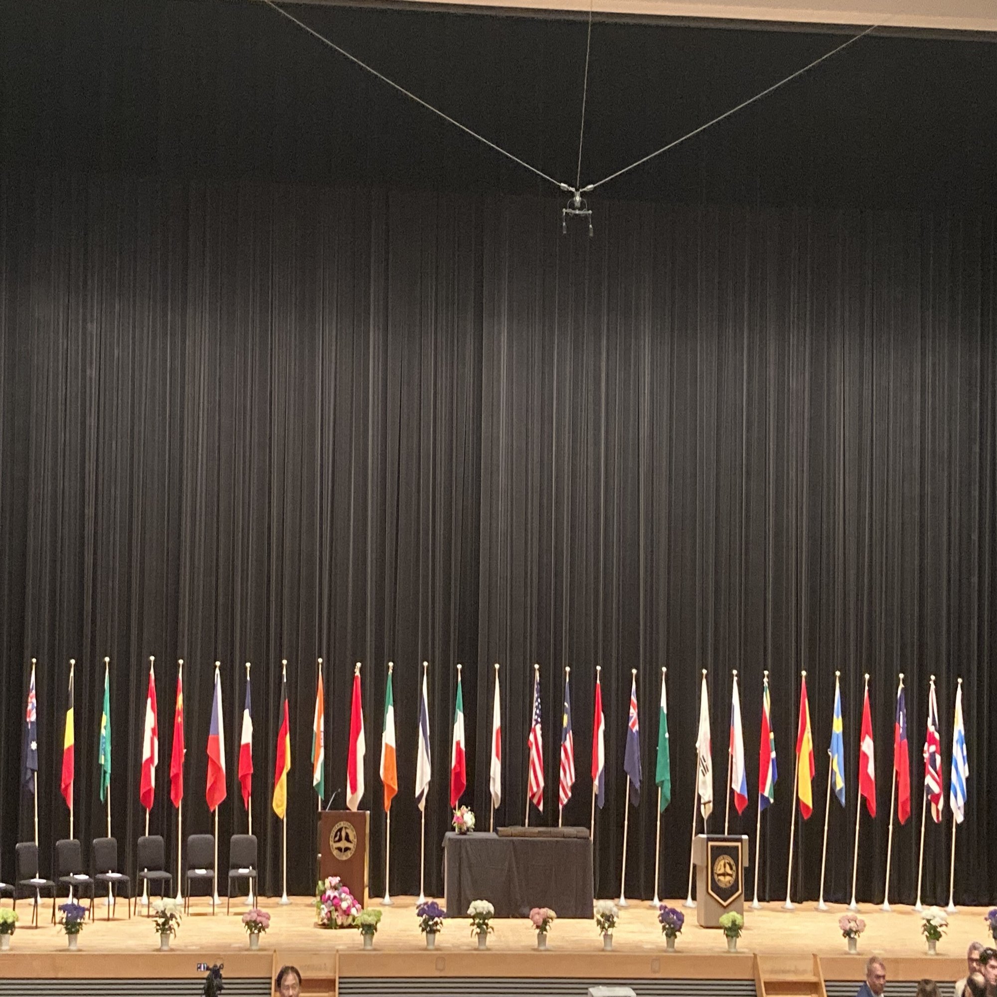 インターの卒業式・プロムを振り返る【バイリンガルの娘を育てたわたしのストーリー⑭】｜Makoバイリンガル子育て ～バイリンガル育児を成功させる秘訣～, image size:2000x1403