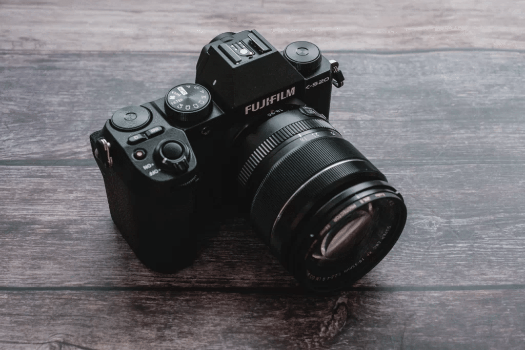 【FUJIFILM】X-S20 + レンズ セット X-S20 XC15-45mmレンズキット CA01-M1887-2P3 | 富士フイルム | ミラー