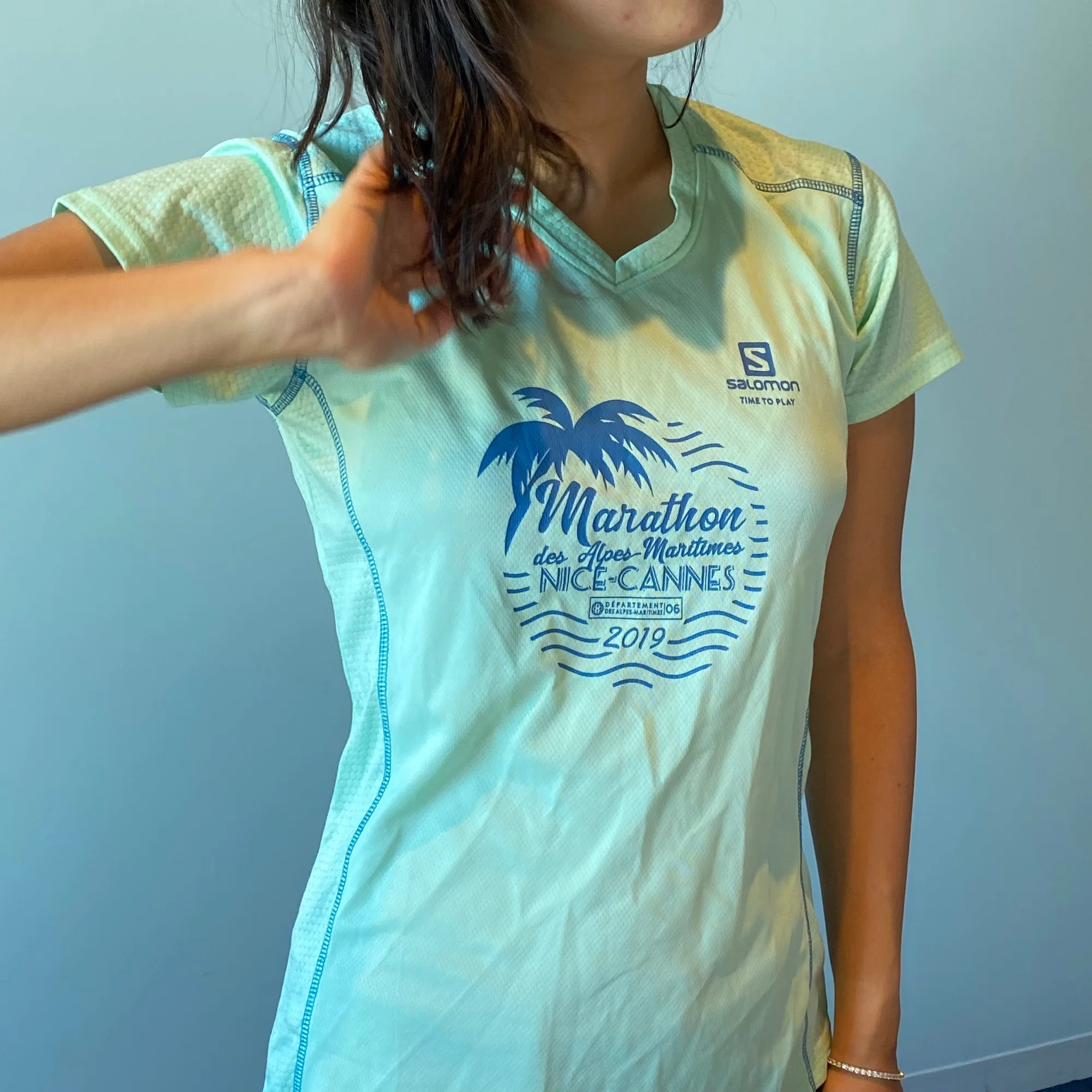 海外マラソンコレクターの、Tシャツ・メダルコレクション??｜鈴木 