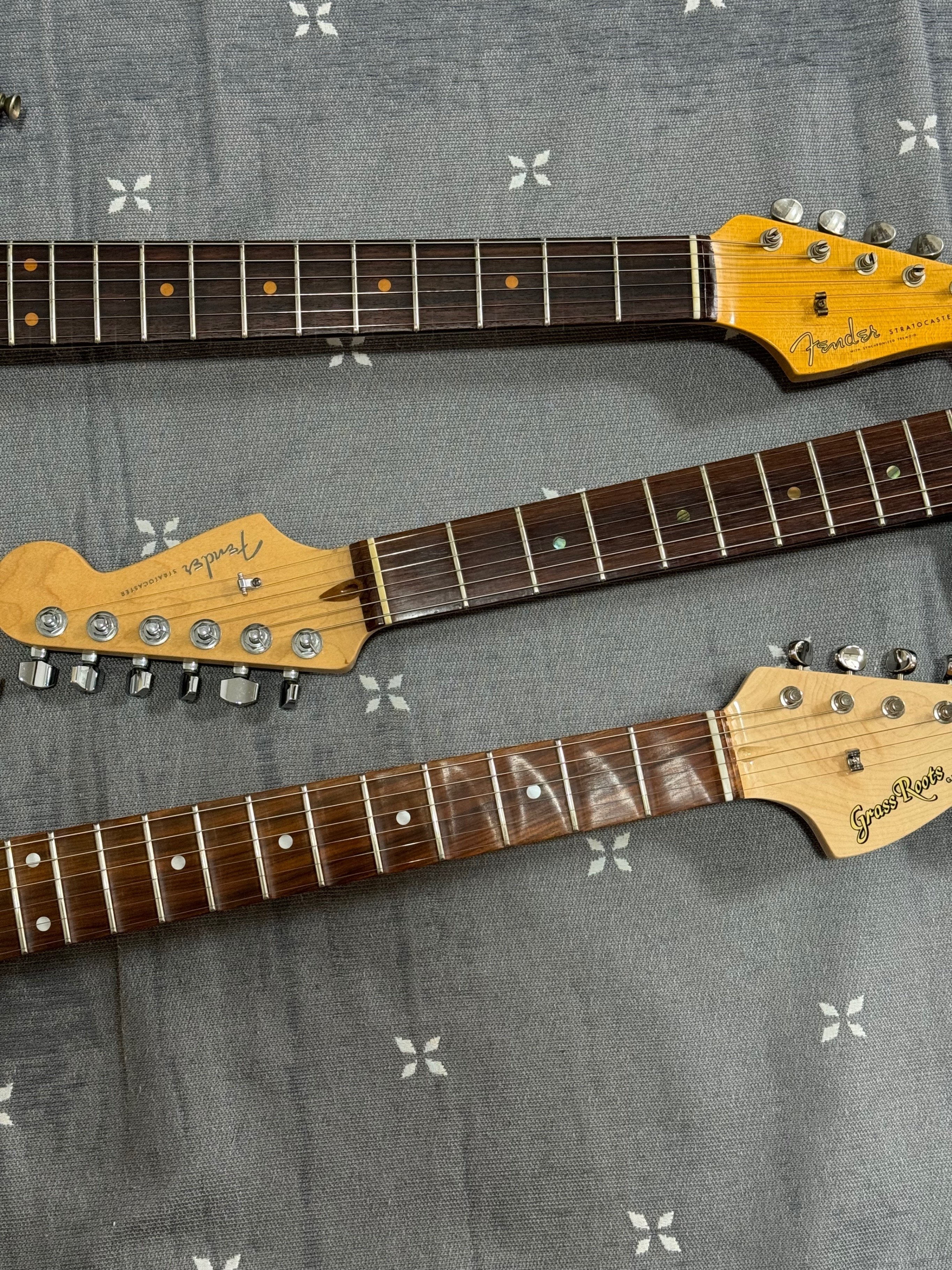 ギターの指板黒染めに挑戦！｜紫檀弦之助