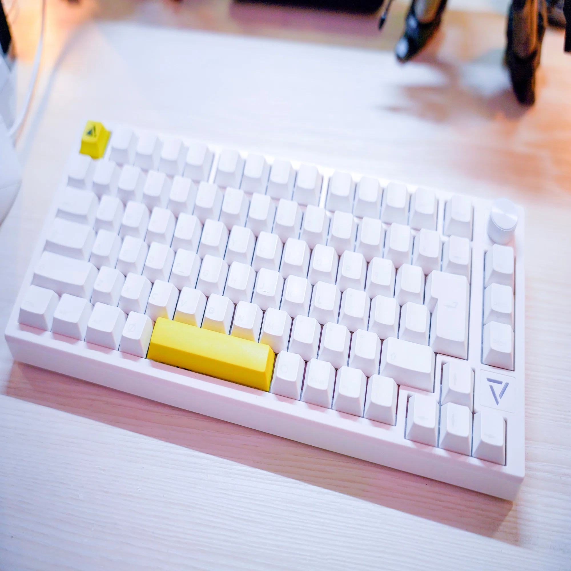 最強のメカニカルキーボードを見つけたかもしれない[UP-MKGA75]｜かごめP