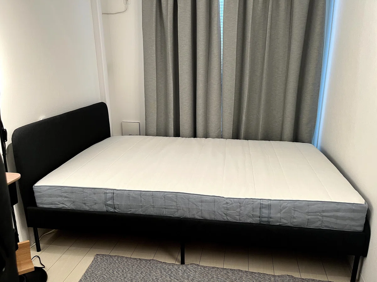 一人暮らし】ベッドが来ました！（IKEA SLATTUM）｜Ishめえる