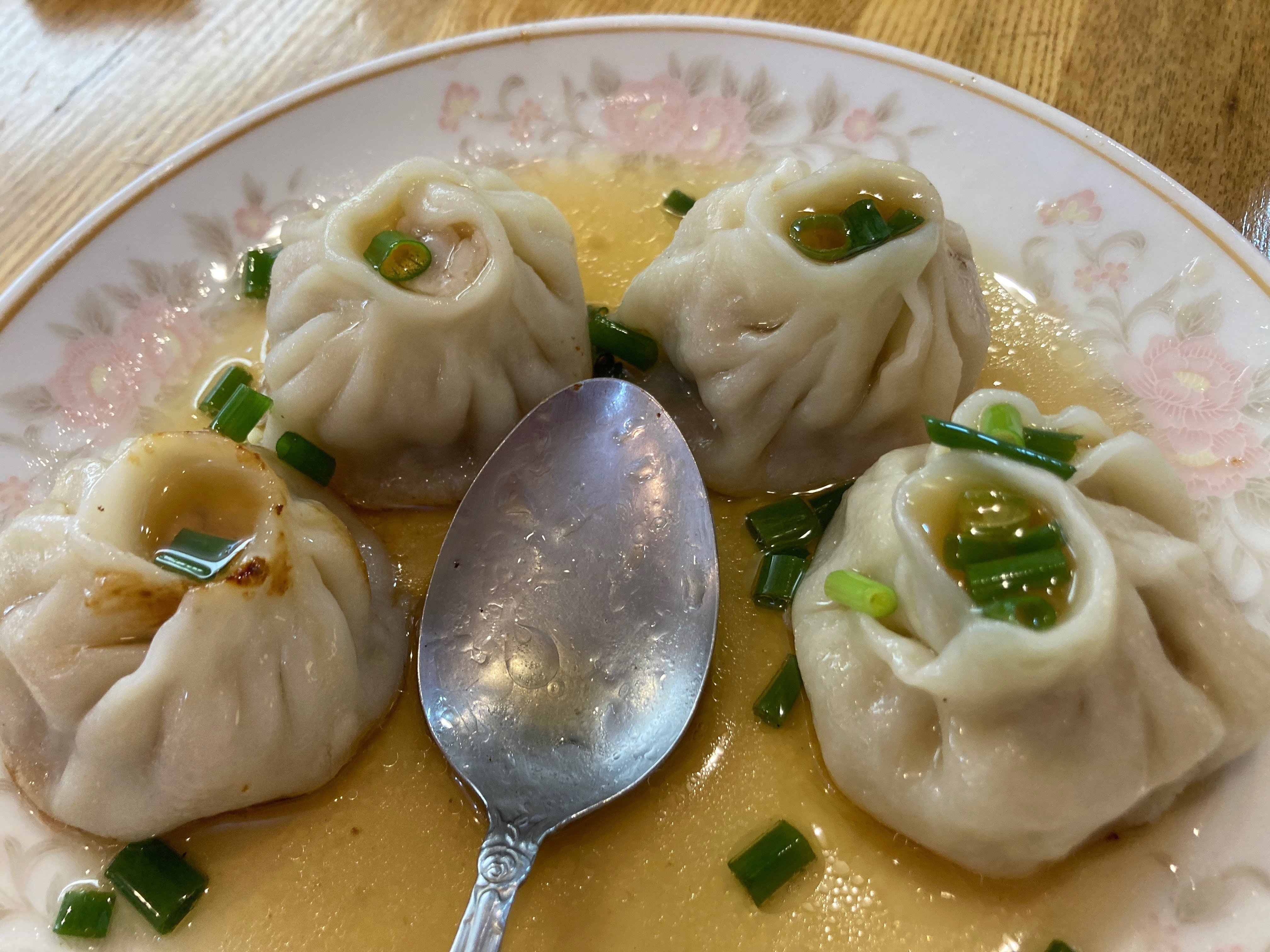 希少！ 特大 壁掛け 扇子 中華街 オブジェ 看板 中華 ラーメン 町中華 餃子 飲茶 四川 広東 居酒屋 飲食 北京 炒飯 焼売 焼豚 飾り ASCII.jp：「横浜中華街は“美食の沼”」本当に美味しい多様な店と多彩な