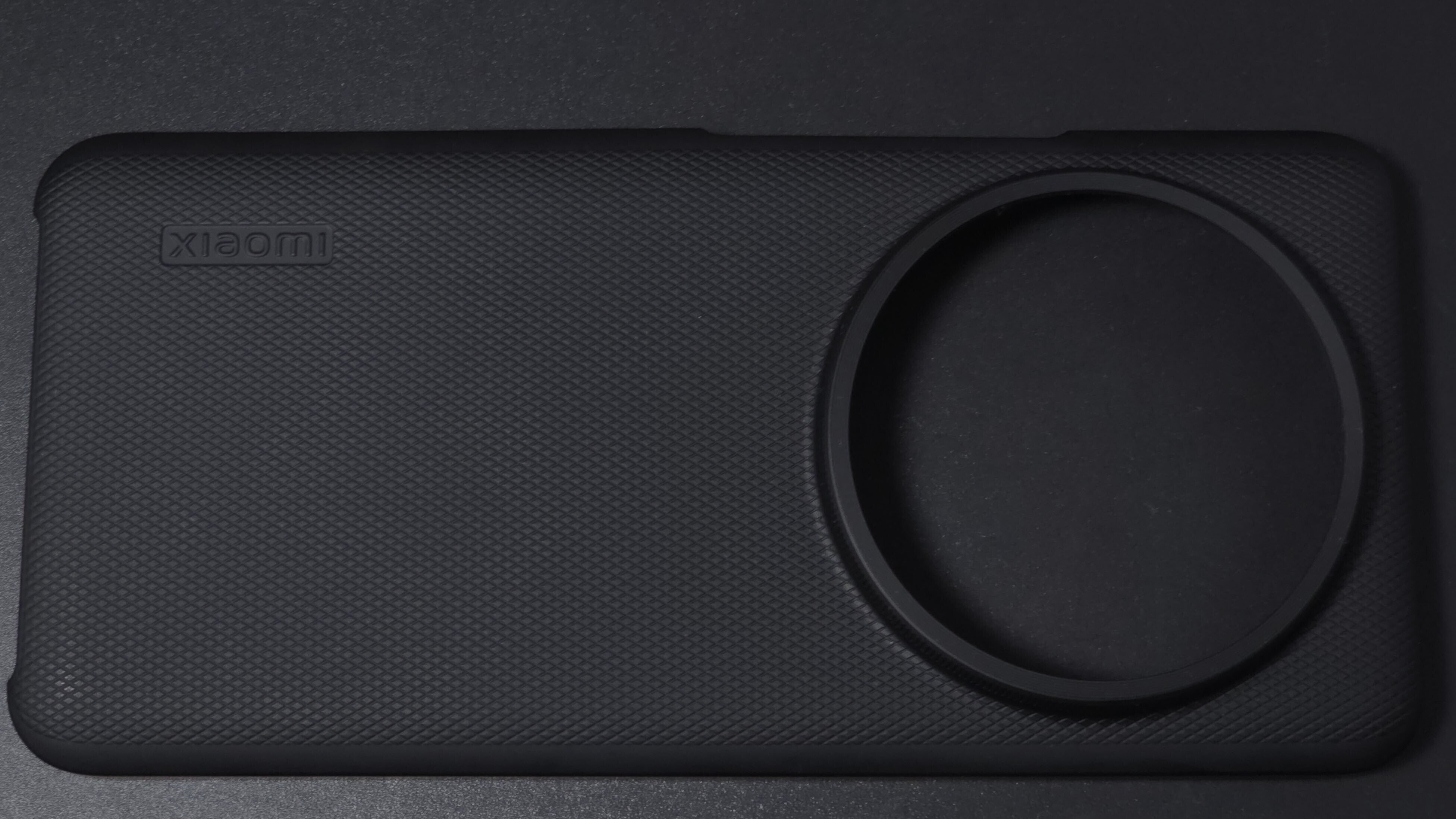 Xiaomi 14 Ultraをレビュー|ハイエンドスマホとしては弱点も Xiaomi 14 Ultraをレビュー|ハイエンドスマホとしては弱点も
