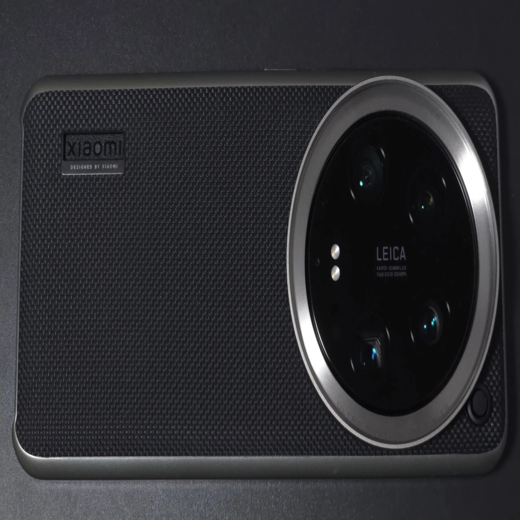 Xiaomi 14 Ultraをレビュー｜ハイエンドスマホとしては弱点もあるが 