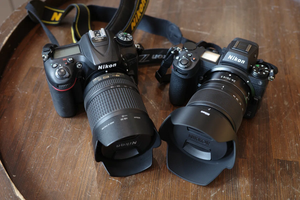ほぼ新品 ショット数3回 Nikon D7500 /ダブルレンズキット（ショット 