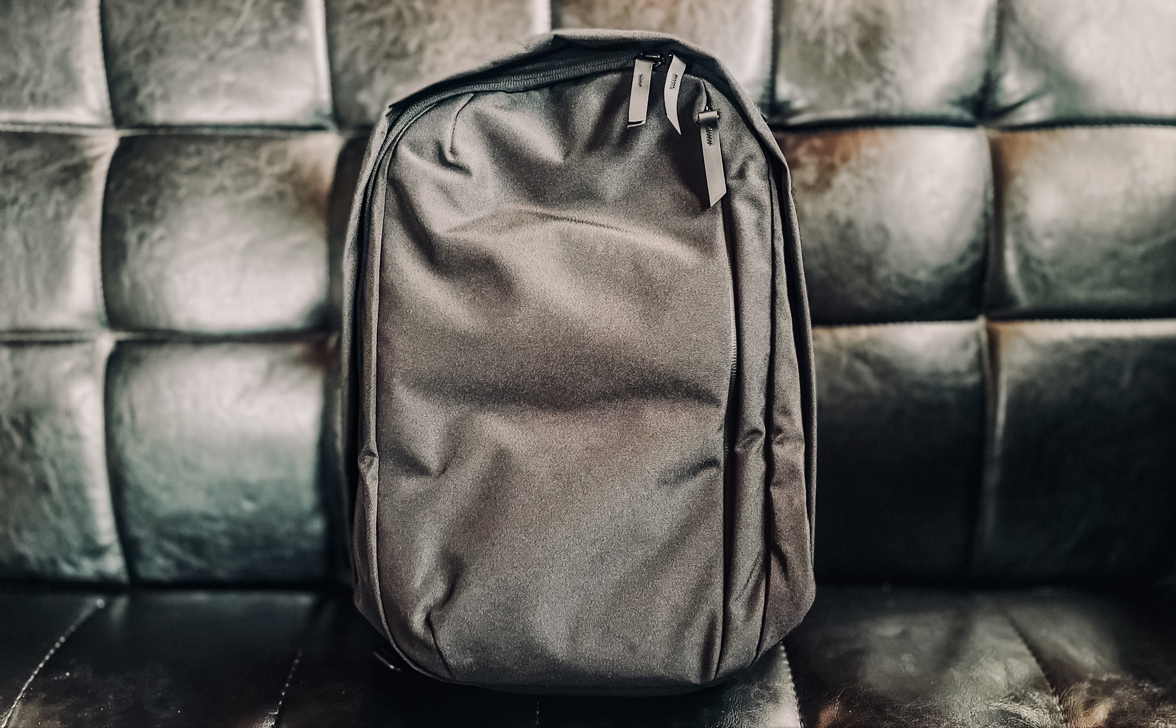 MacBook・iPad mini に最適】 容量12ℓの 『ALPAKA METRO（アルパカ