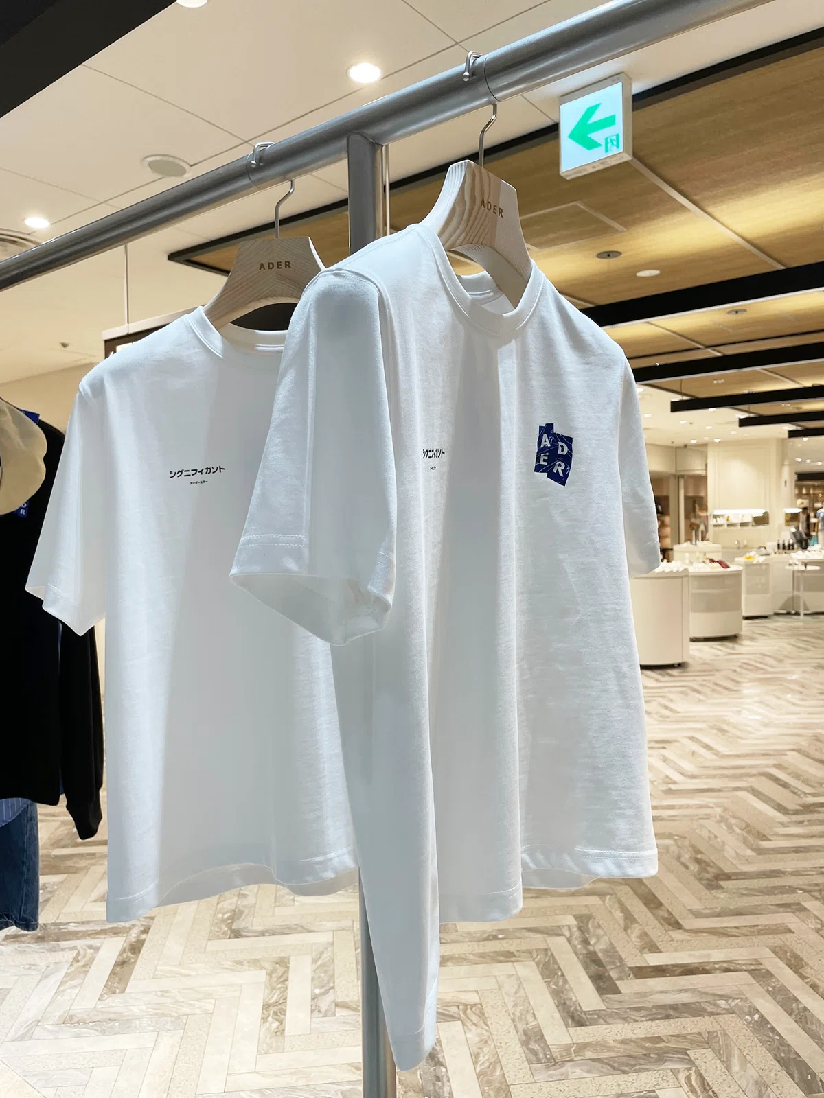 買い物代行 アーダーエラー／シグニフィカント 限定Tシャツ｜お買い物 