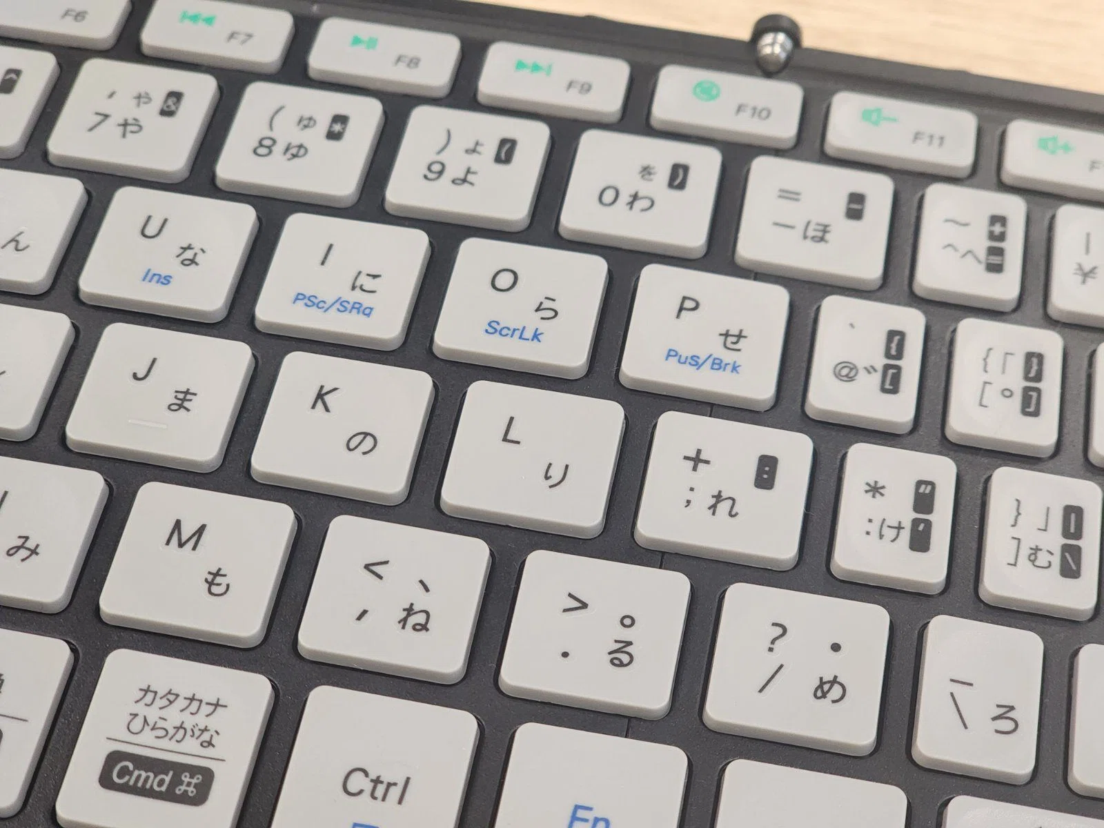 レビュー】MOBO Keyboard 2を楽天社員が使ってみた！性能◎デザイン
