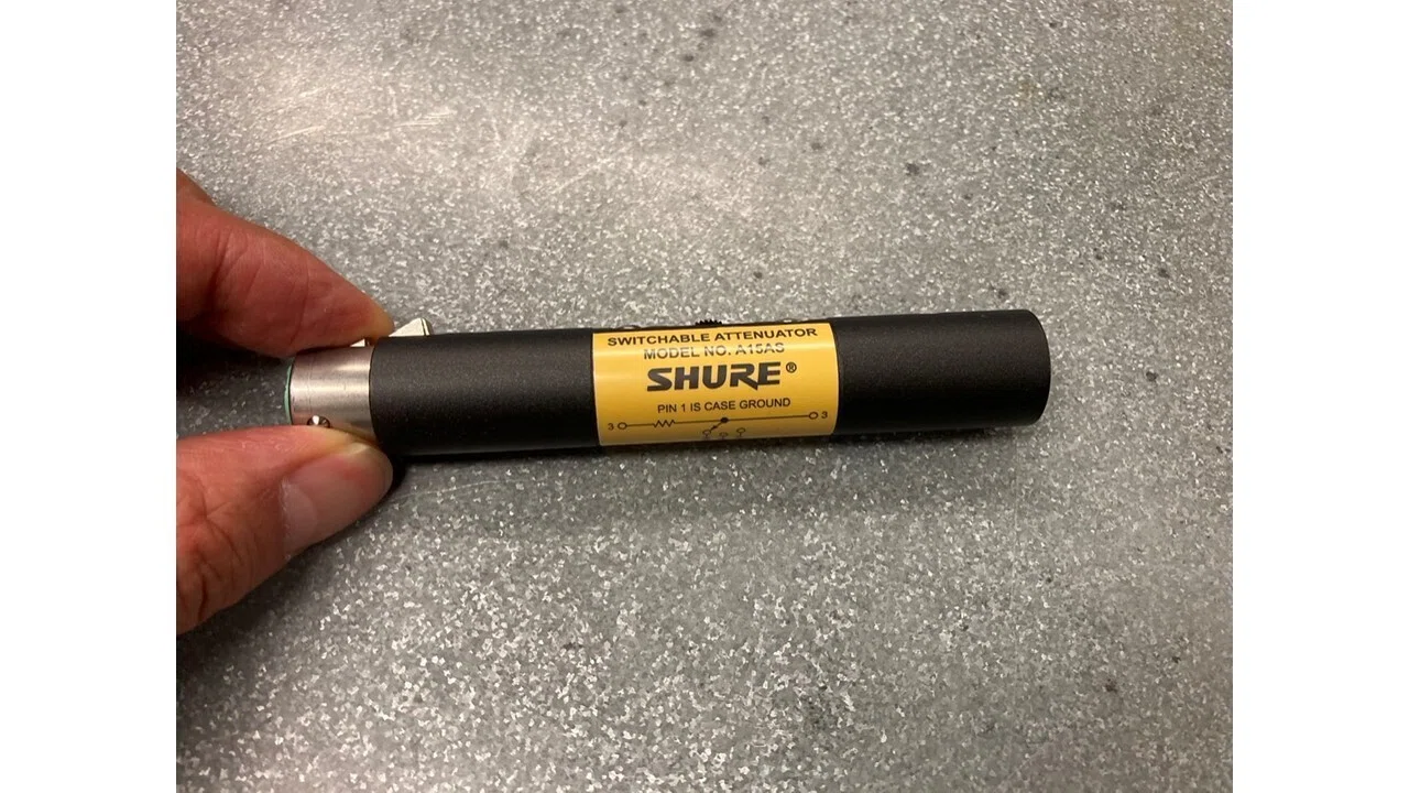 ライン入力をマイク入力に変換？！SHUREのアッテネーター A15AS