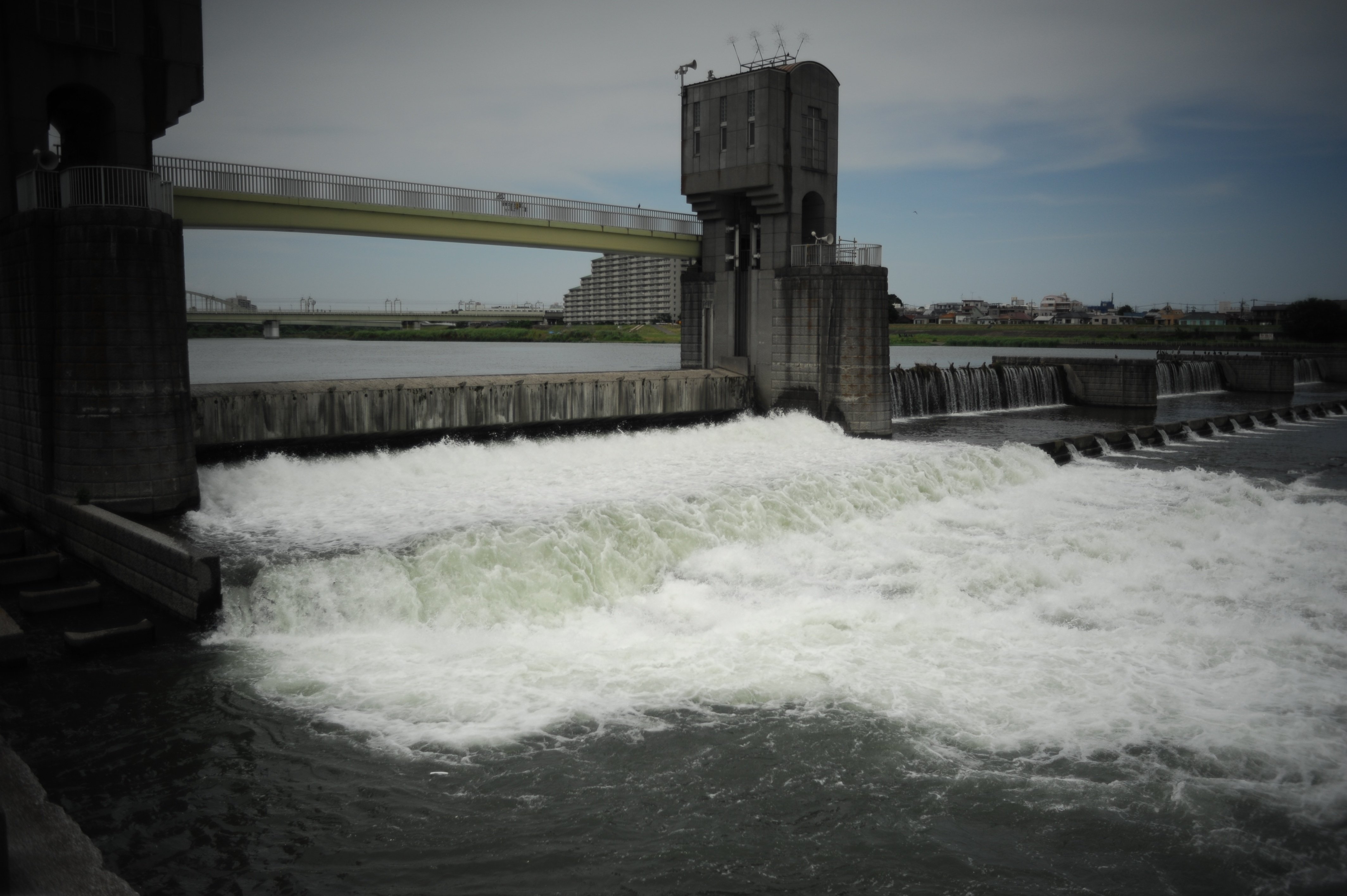 TAMRON 02B 28mm f2.5の魅惑的な写りをD700で。｜Sven.