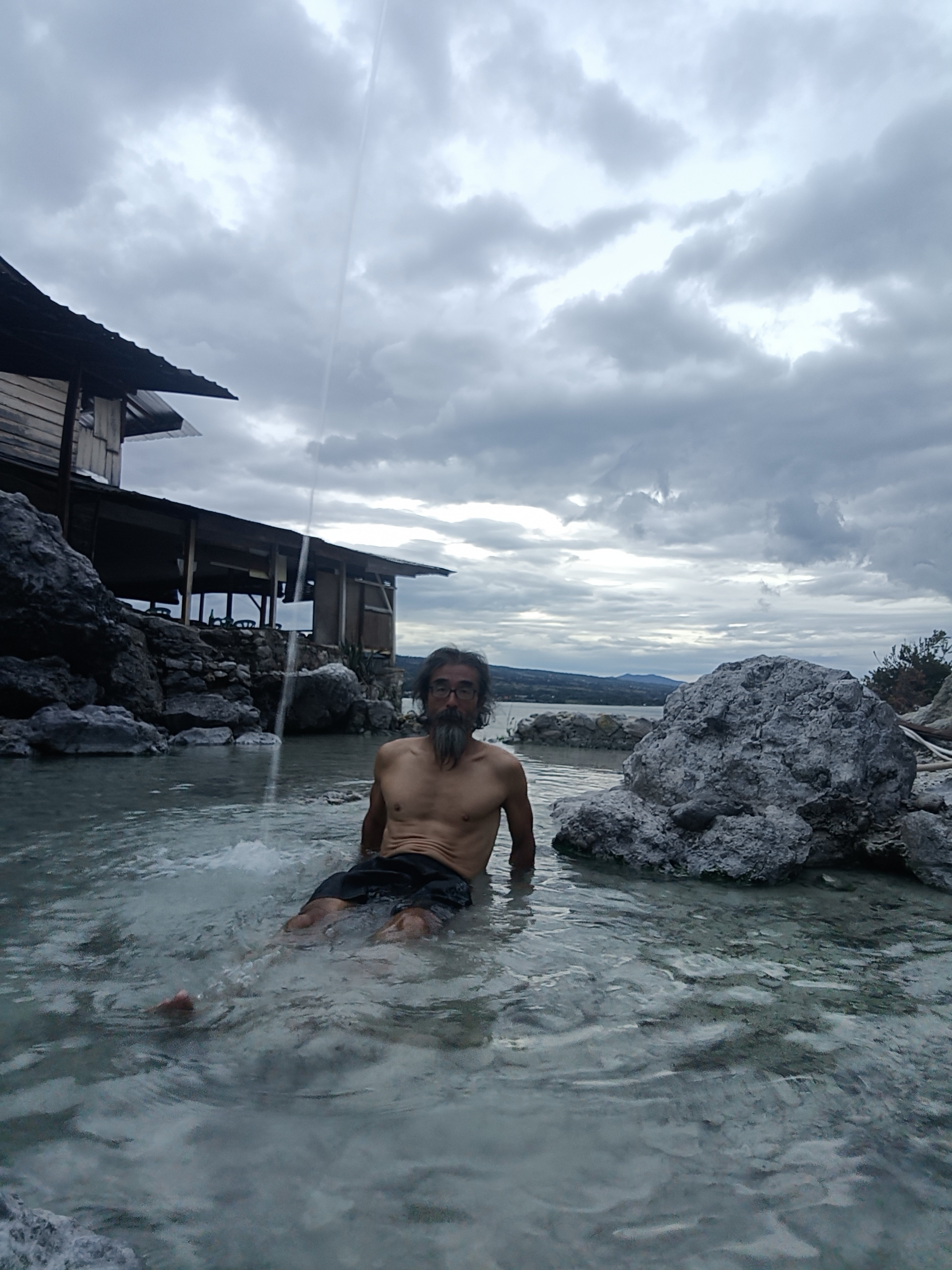 スマトラ島の温泉をめぐる旅 13日目 トバ湖から120キロの至福の温泉