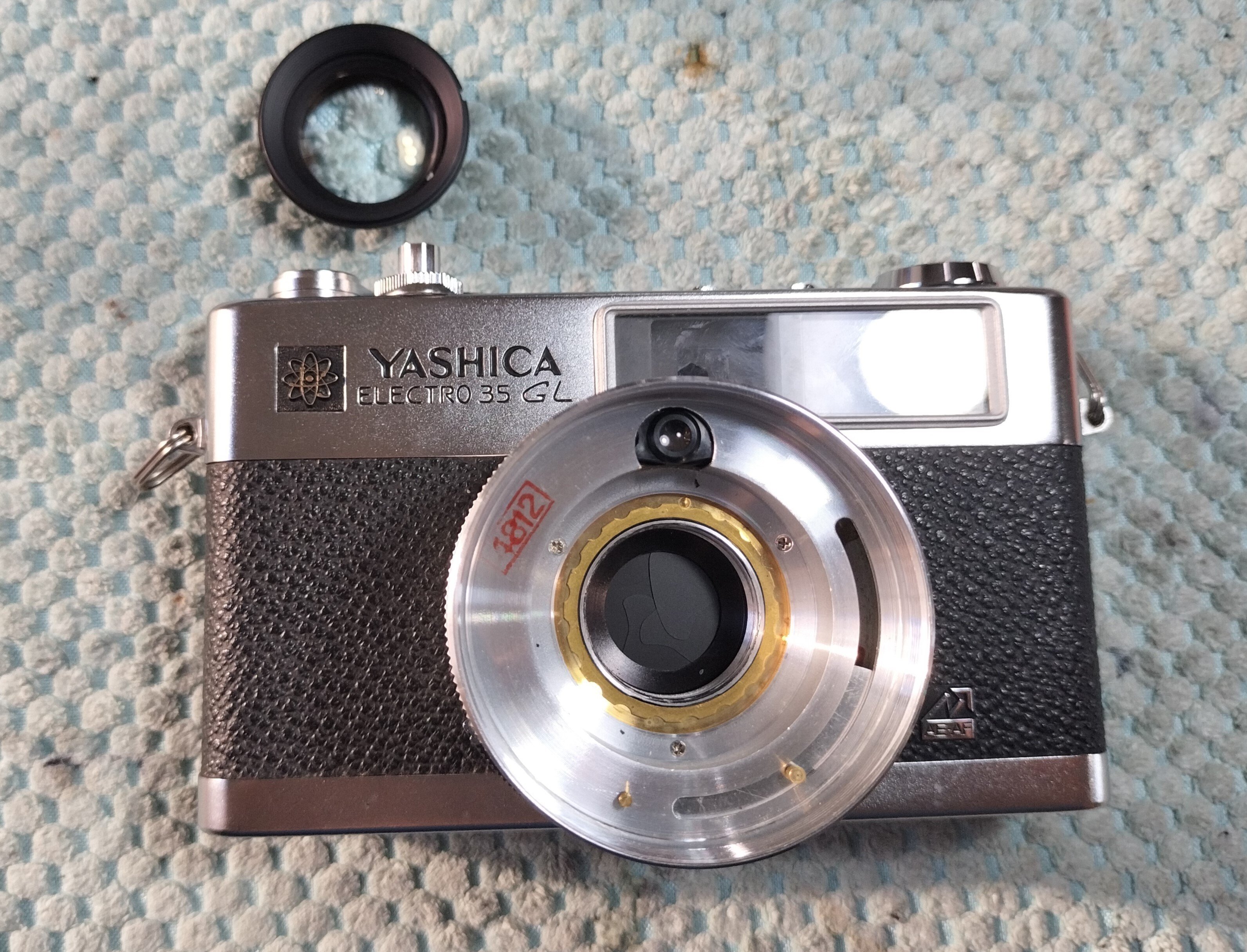 YASHICA③ ELECTRO 35 GL ＊通電ok、モルト張り替え希望 YASHICA③ ELECTRO 35 GL ＊通電ok、モルト張り替え希望 - メルカリ