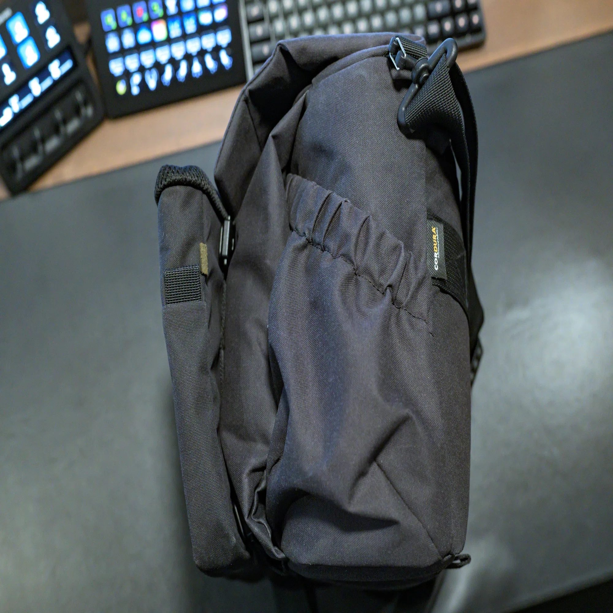 そうだ、カメラバッグの話をしよう。WOTANCRAFT PILOT 10L レビュー 