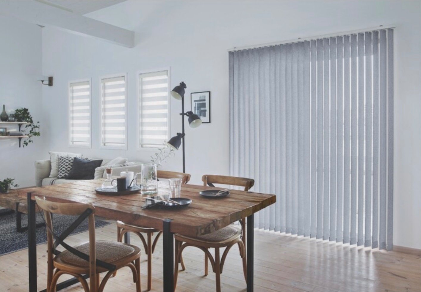 バーチカルブラインドに腰高窓は何を合わせる？｜YUZ@窓まわりを売るヒト