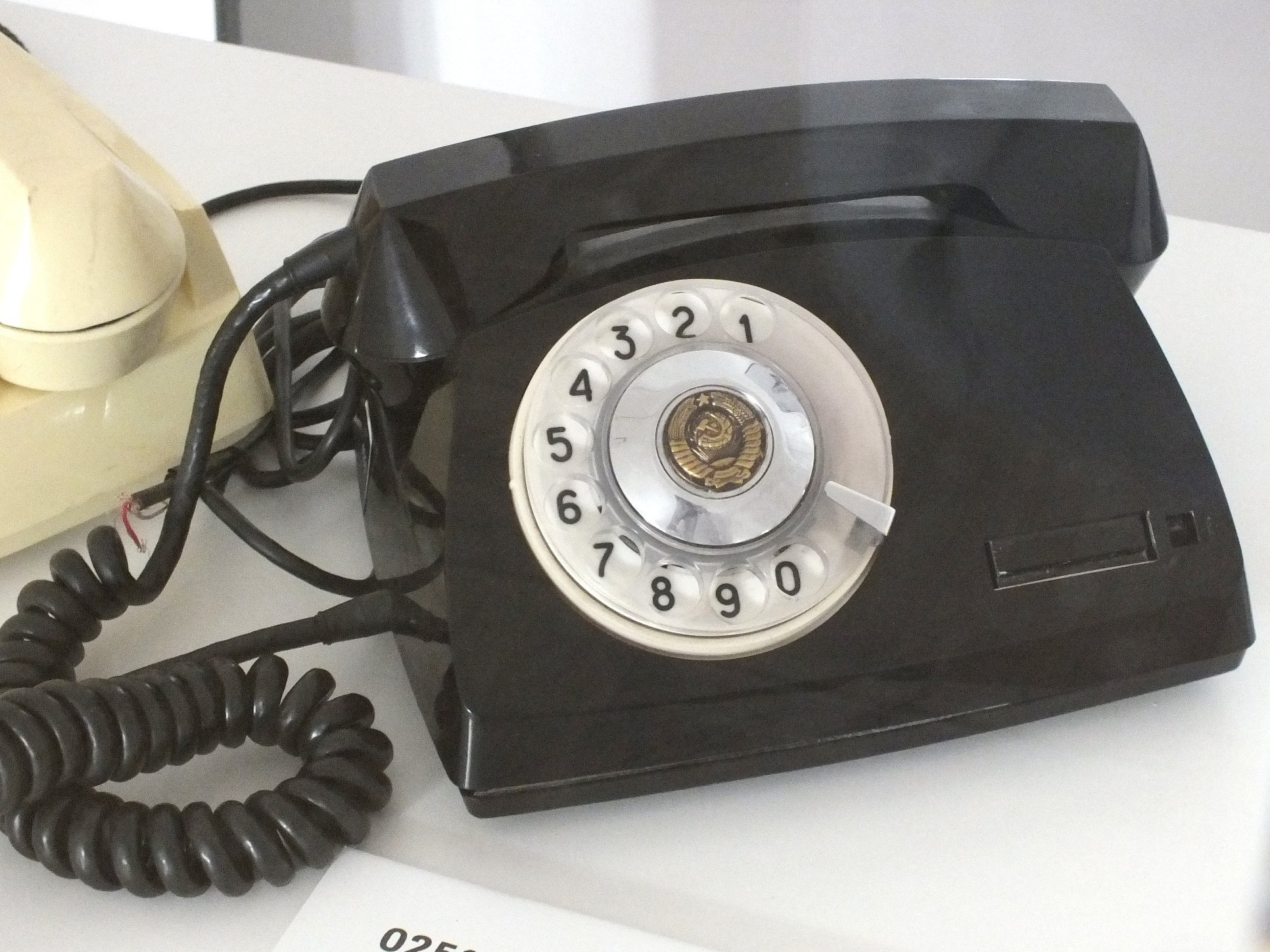 1940年代スエーデン電話器。 1940年代スエーデン電話器。