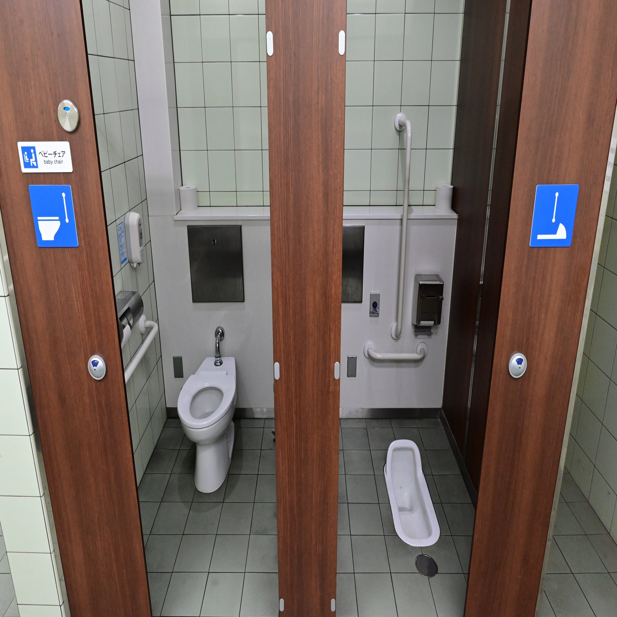 女子トイレ　和式 地下鉄の駅トイレを全て「洋式」に 神戸市役所の和式伝説が終焉！｜神戸市公式note