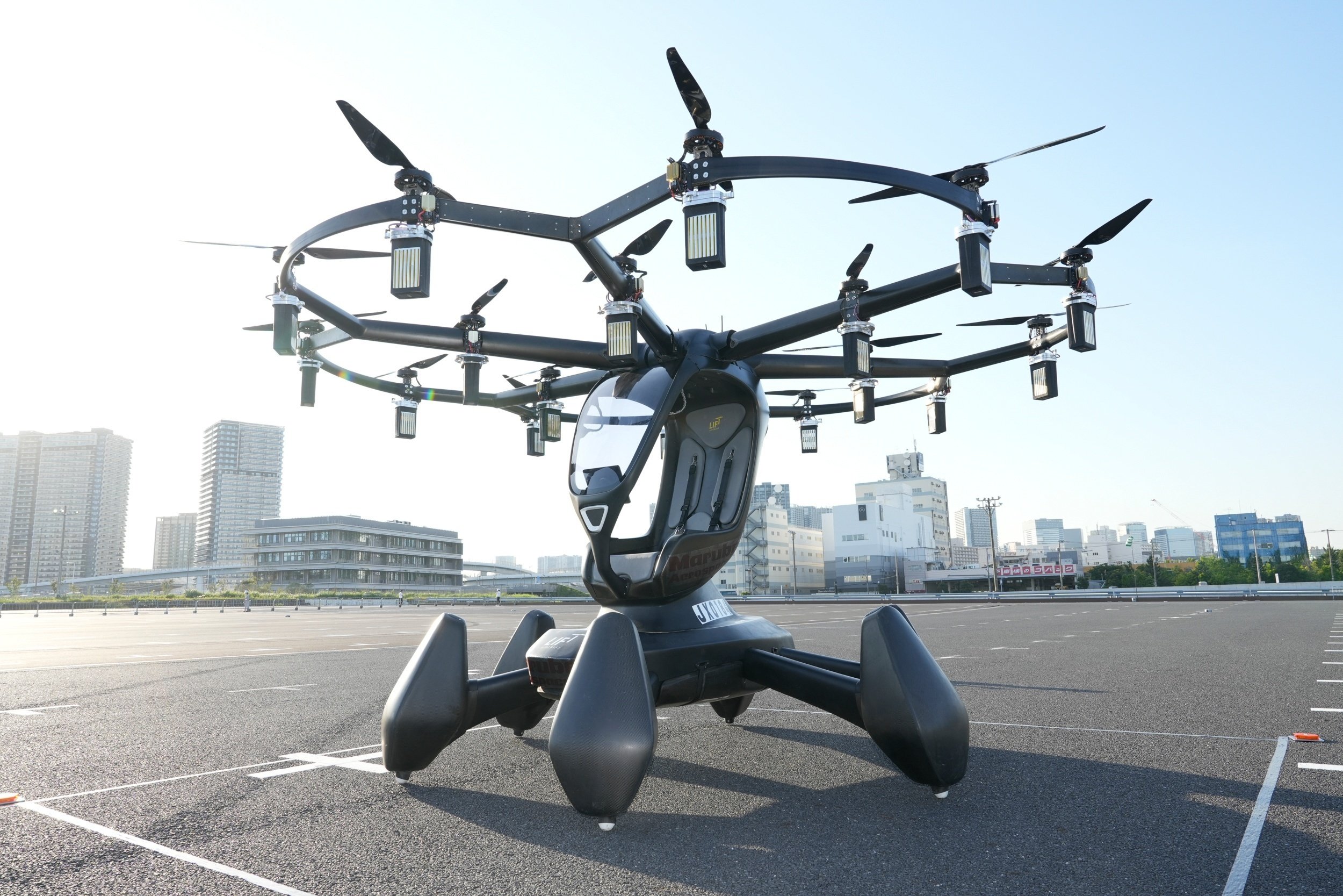 2050年の東京の暮らし」とは？「空飛ぶクルマ」の都内初飛行もレポート