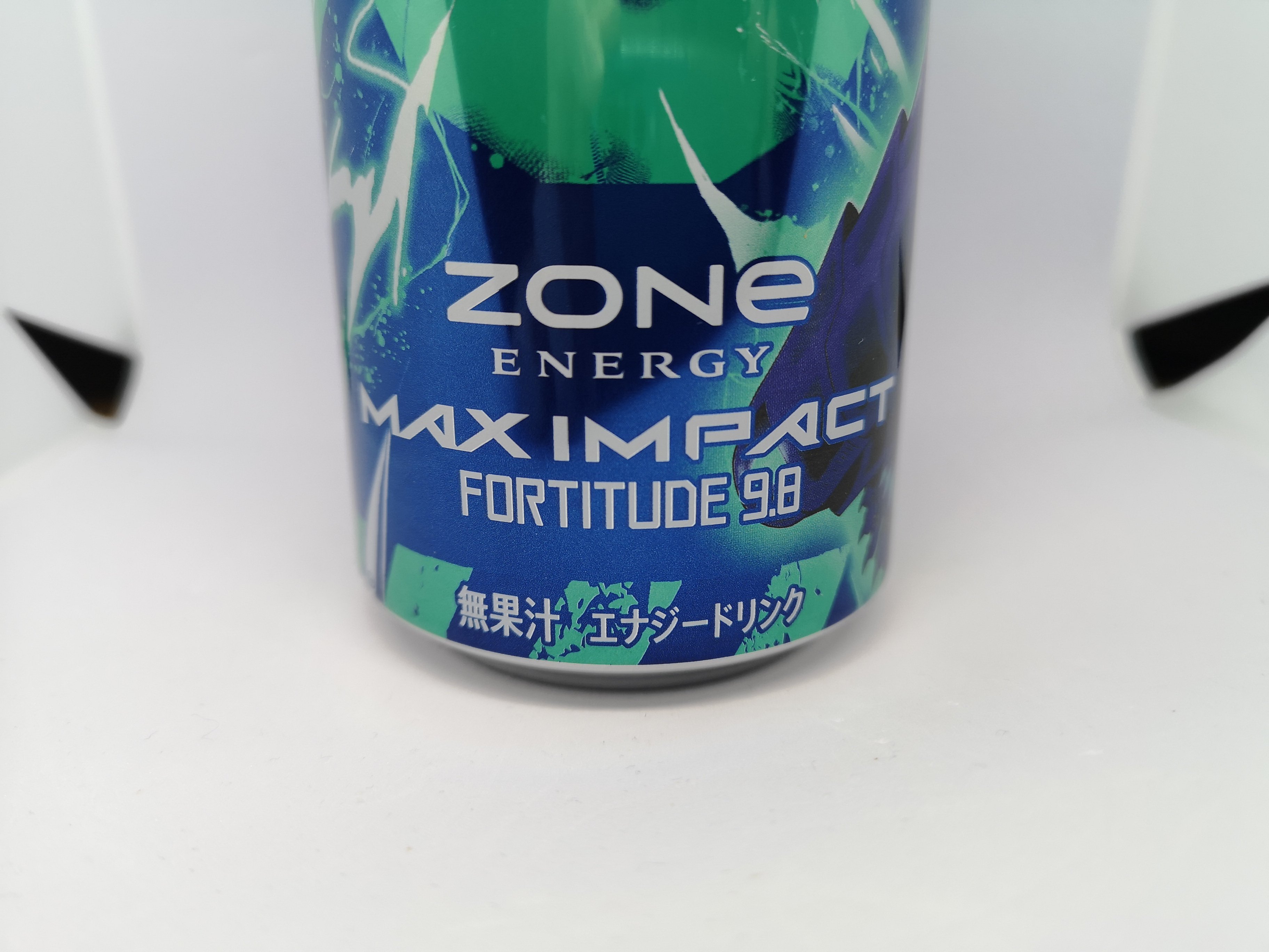 限定の缶 怪獣8号×エナジードリンク『ZONe ENERGY』コラボ！限定缶、おまけが