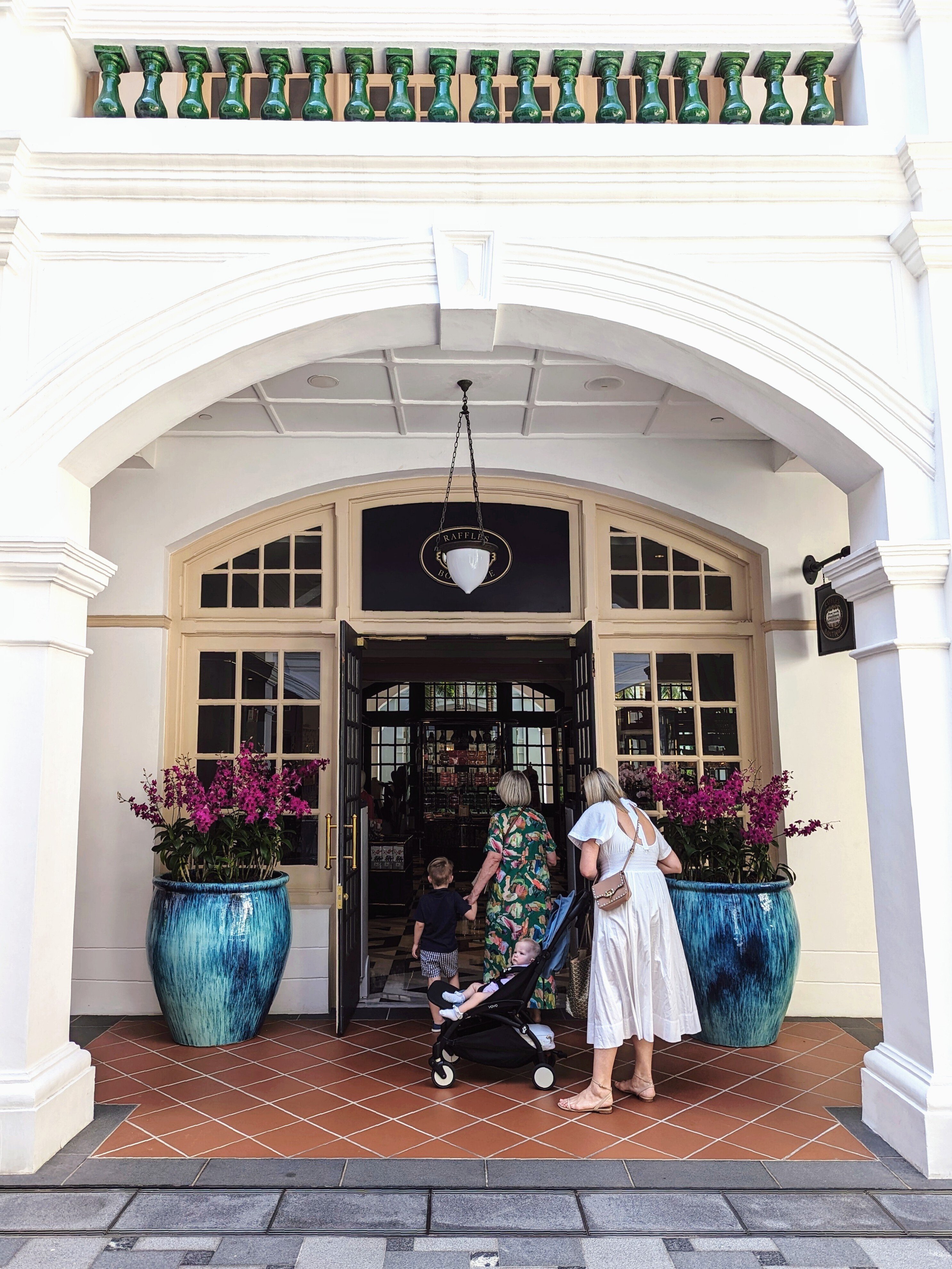 シンガポールで訪れた、「働いててよかった」の瞬間。｜もっちりおいも