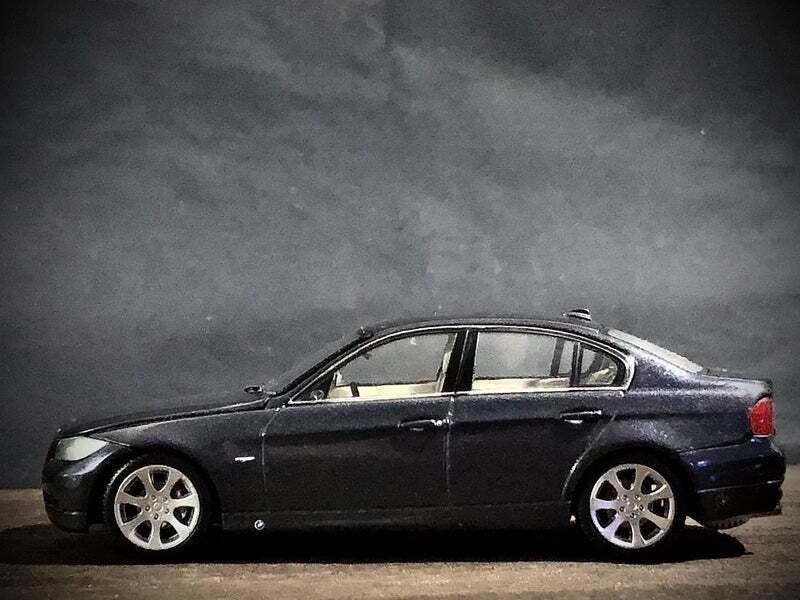 ミニチャンプス 1/43 BMW 3シリーズ (E90)｜てOのミニカー日記。