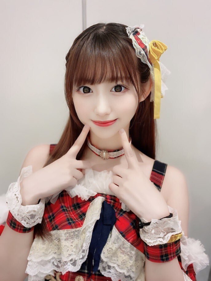 NMB48 山岸奈津美 生写真 等グッズセット 約100点 NMB48 山岸奈津美 生写真 等グッズセット NMB48 山岸奈津美 生