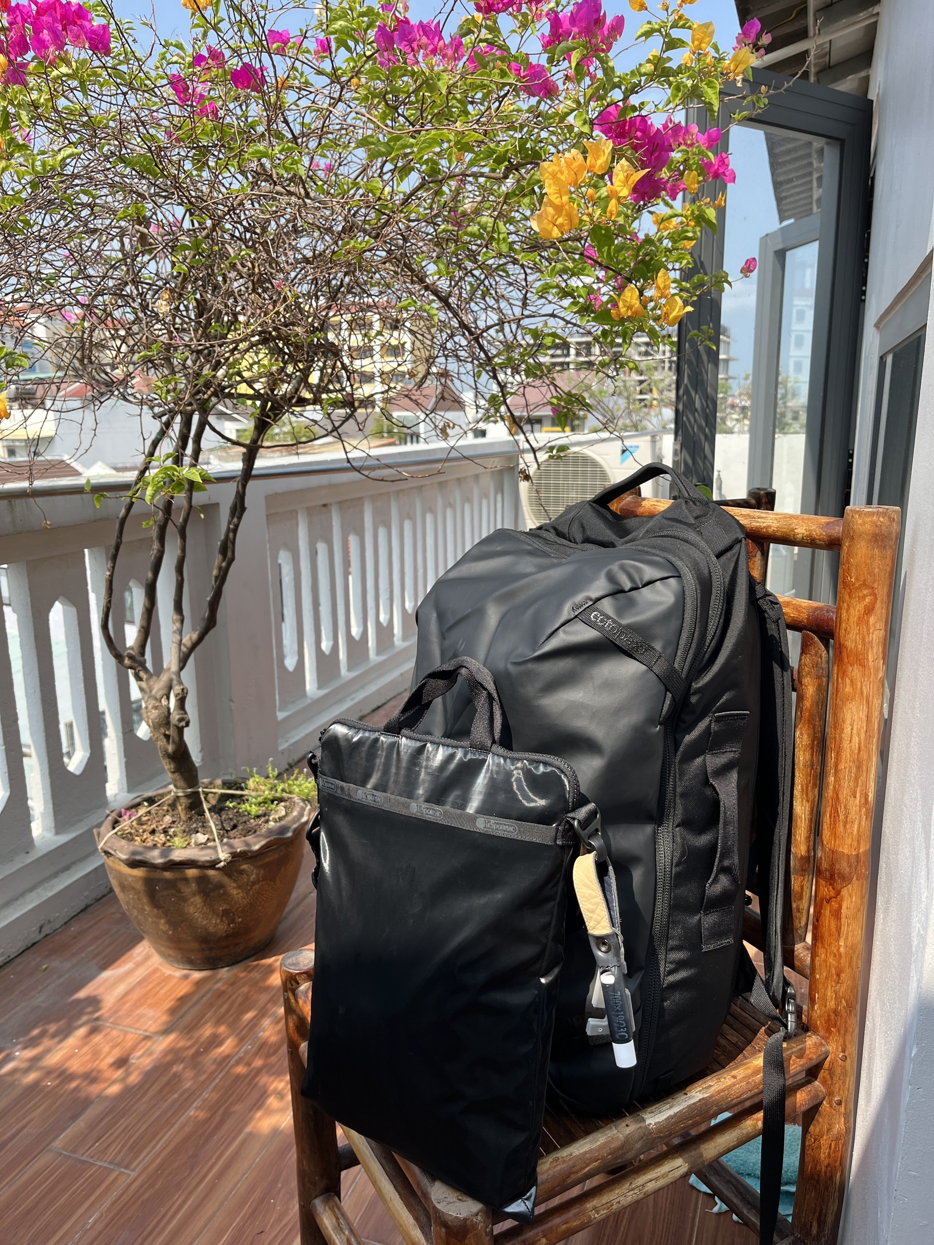 コトパクシ　バックパック　 cotopaxi ブラック バックパックはコレ一択！】デキる子 コトパクシ 35L／Cotopaxi