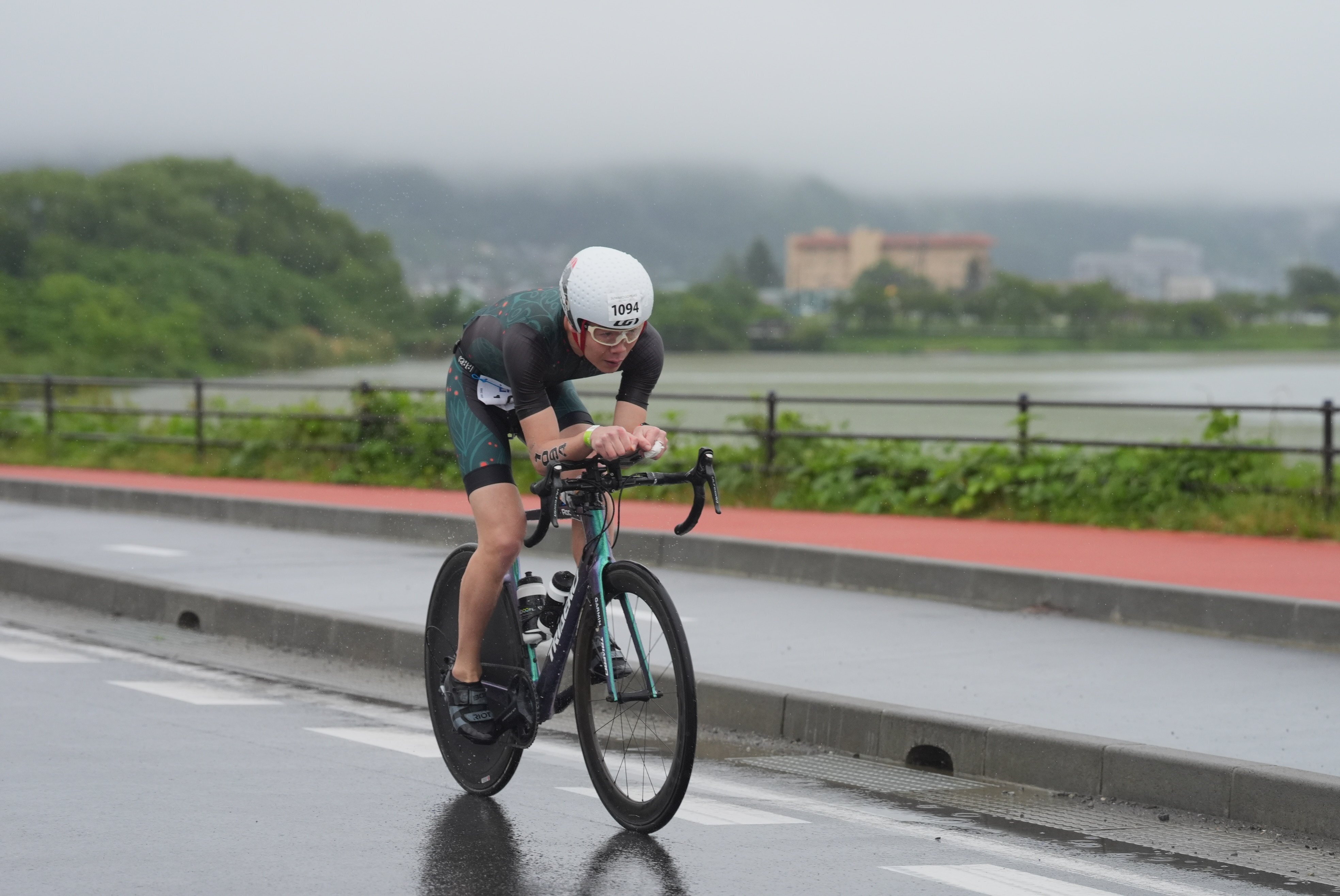 MY KILOMETRE Youth CoreトライアスロンレーススーツBOY春の競技トレーニングスーツ(赤2倍大) 保田明日美3位！ミックスリレー6位！ワールドトライアスロンパラ選手権
